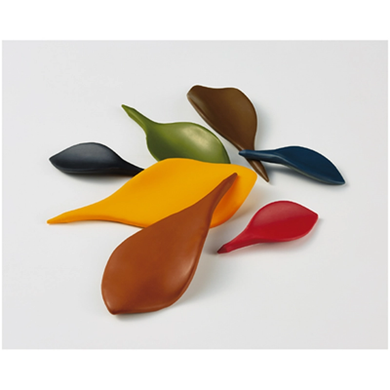 落ち葉を模した色鉛筆