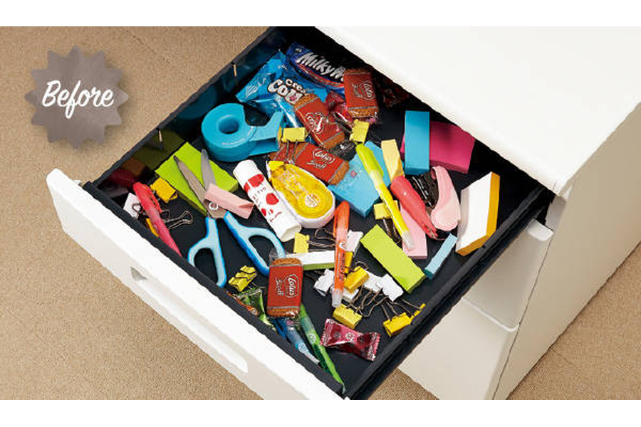 ビフォーの散らかった引き出し