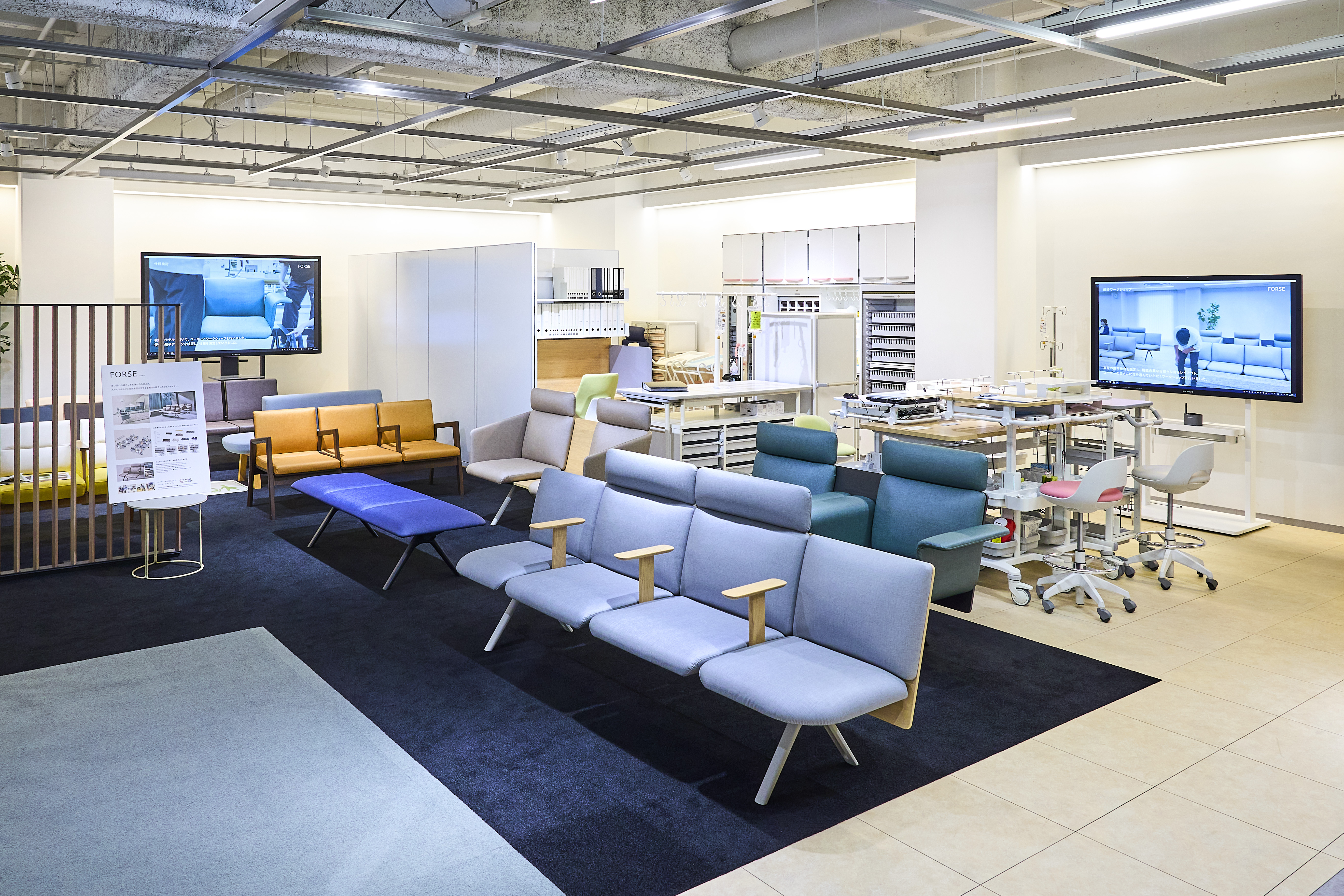 医療現場や官公庁、学校などに向けた商品2