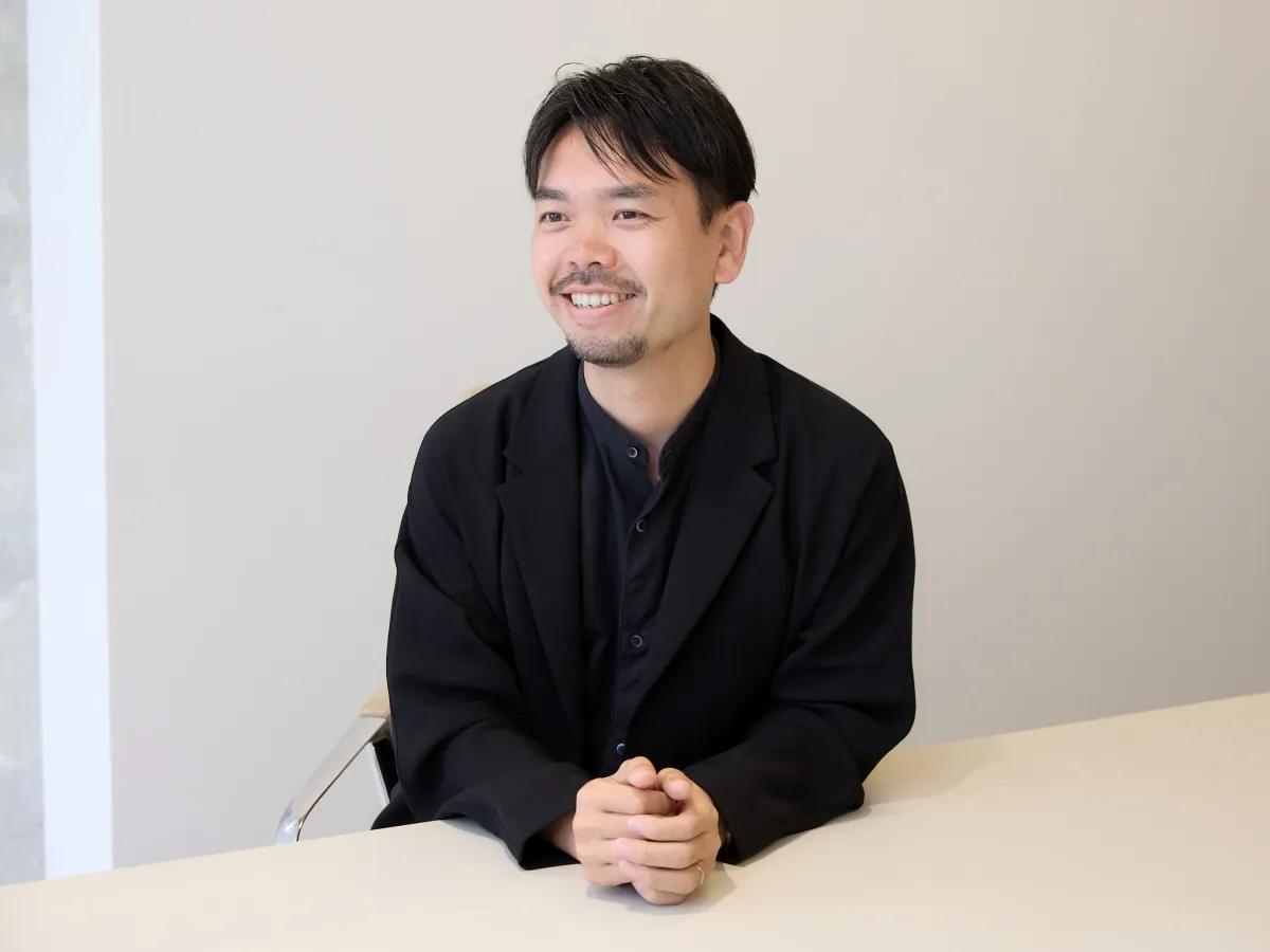 デザインを担当した黒尾さん