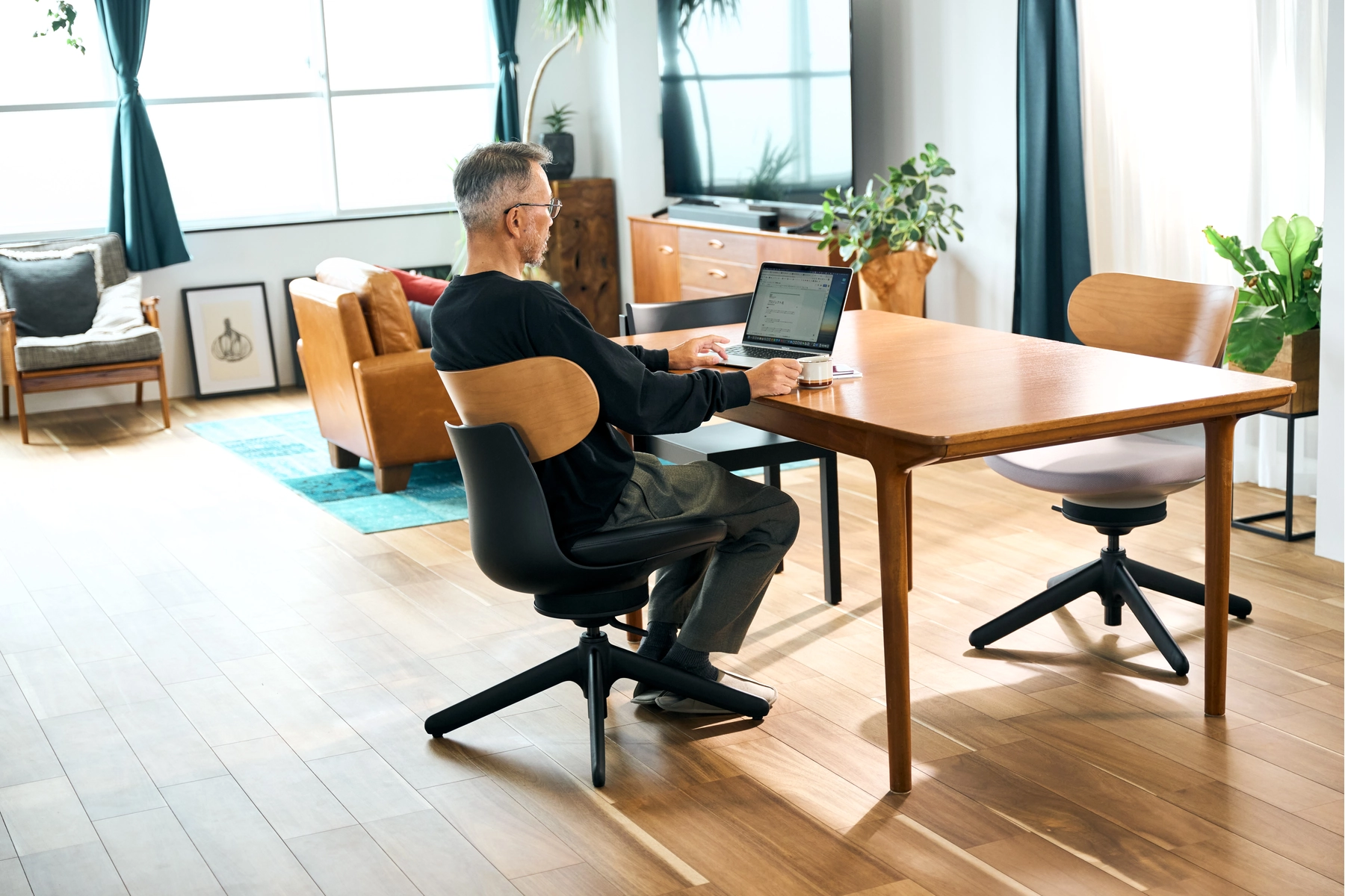 テレワーク用イス選びのポイントと、コクヨのおすすめ４選サムネイル