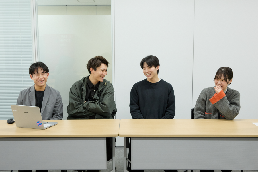 インタビューカット