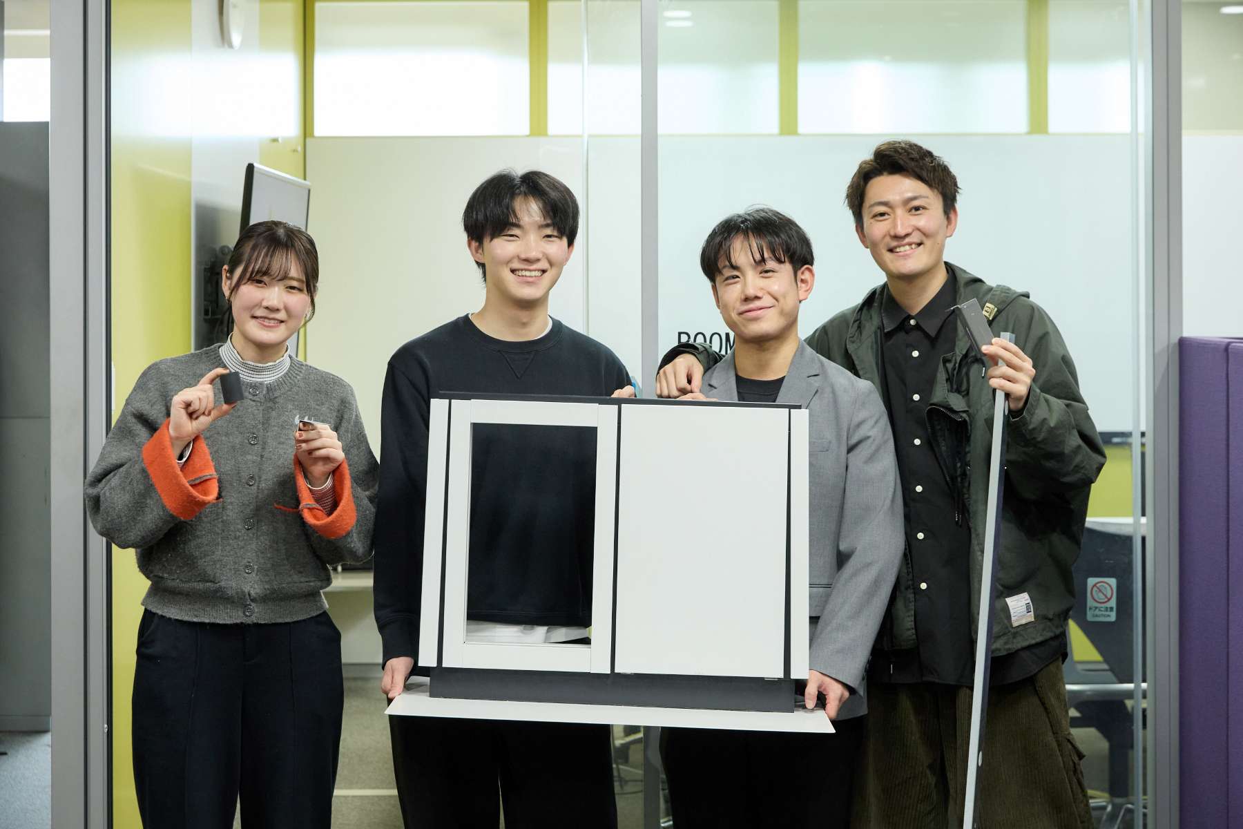 オフィス空間はどう生まれる？若手が語る芝山工場