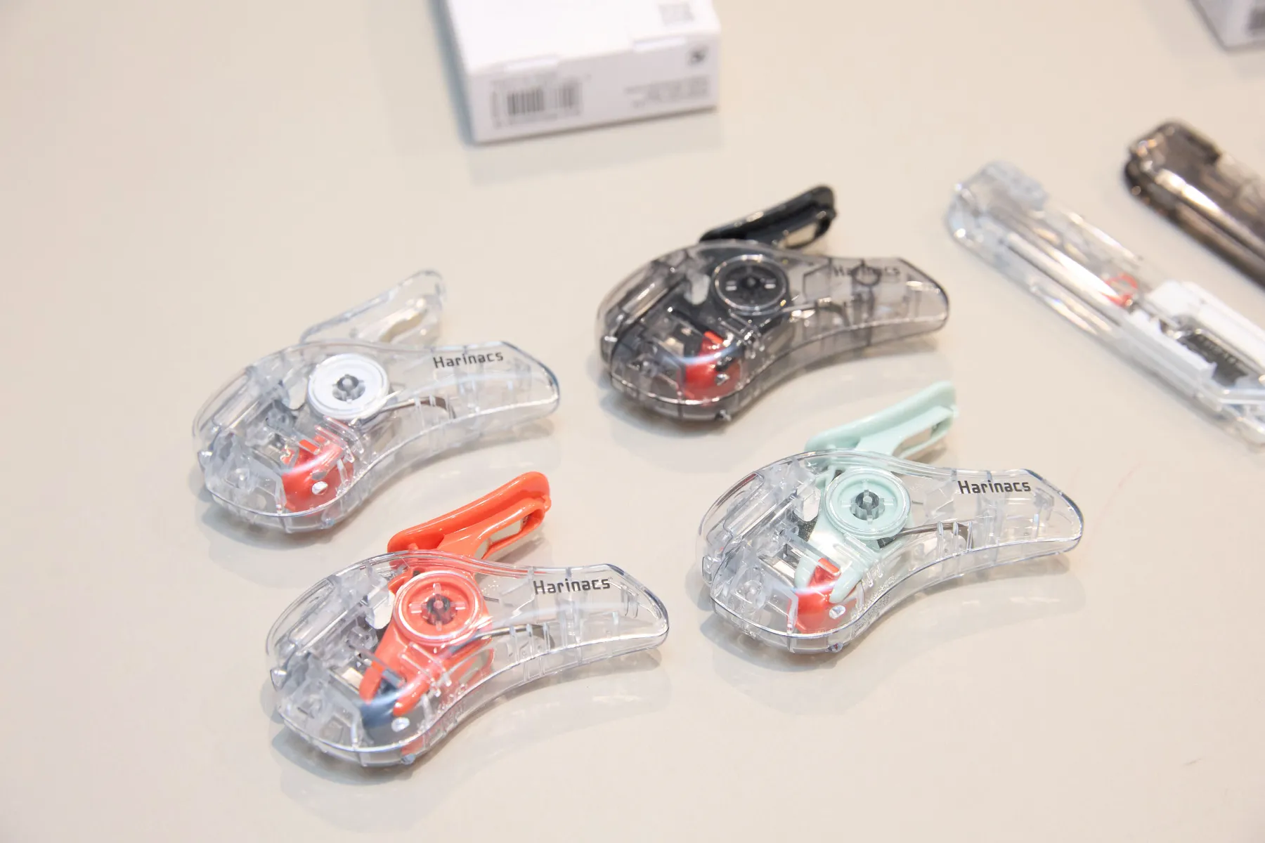 コクヨの技術を世界に伝える透明文具「TRANSPARENT MECHANISM」