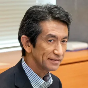 鶴井さん