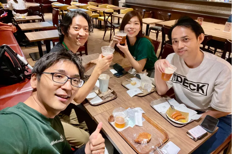 日本ワーケーション協会・入江さんがワーケーション先の地域で様々な地域・年代の方と交流を深める様子（入江さん提供）