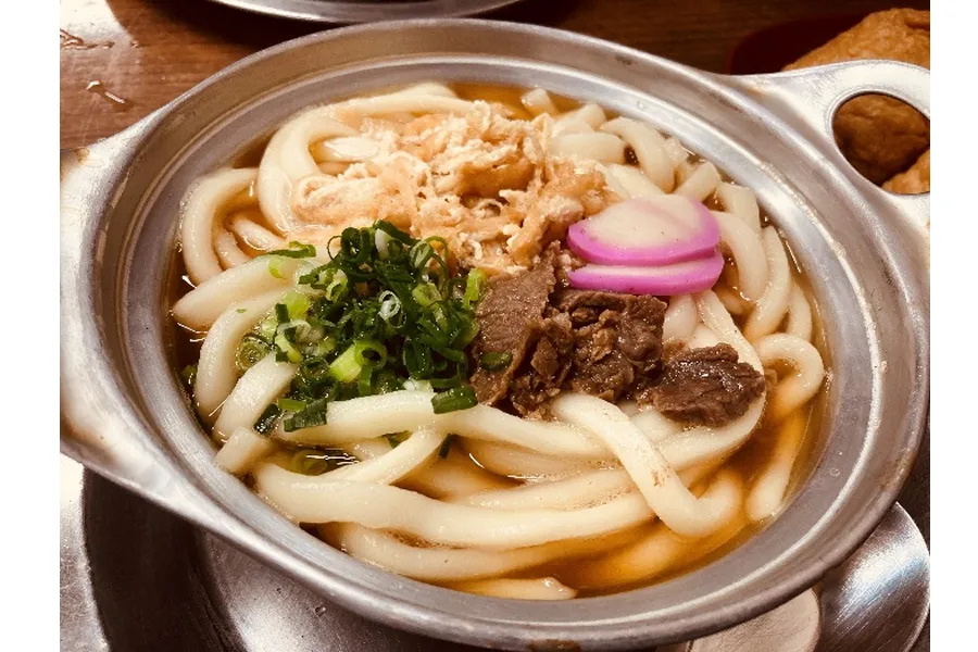 「ことり」の鍋焼きうどん