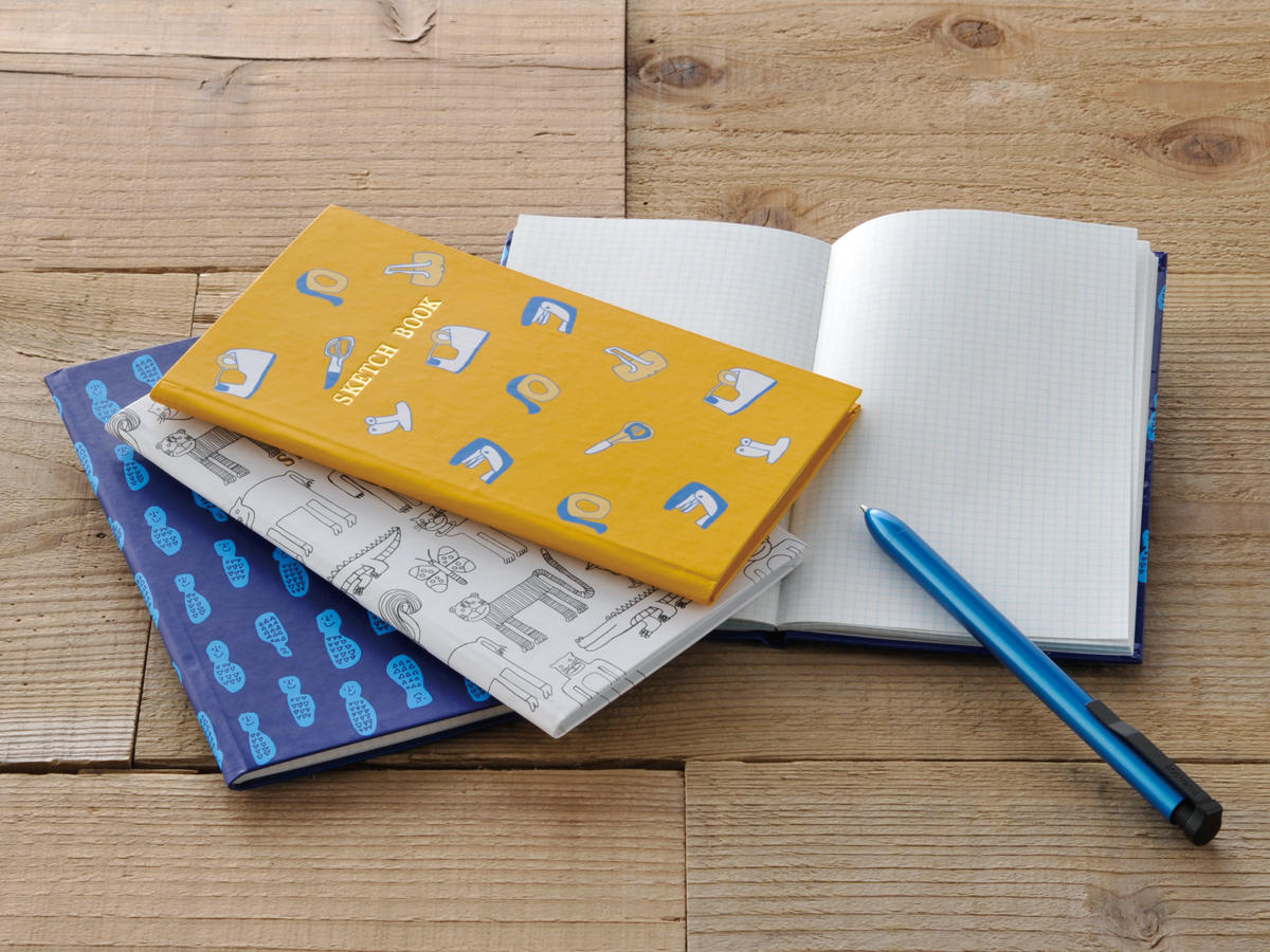 写真：　「trystrams フィールドノート Able Art Company」