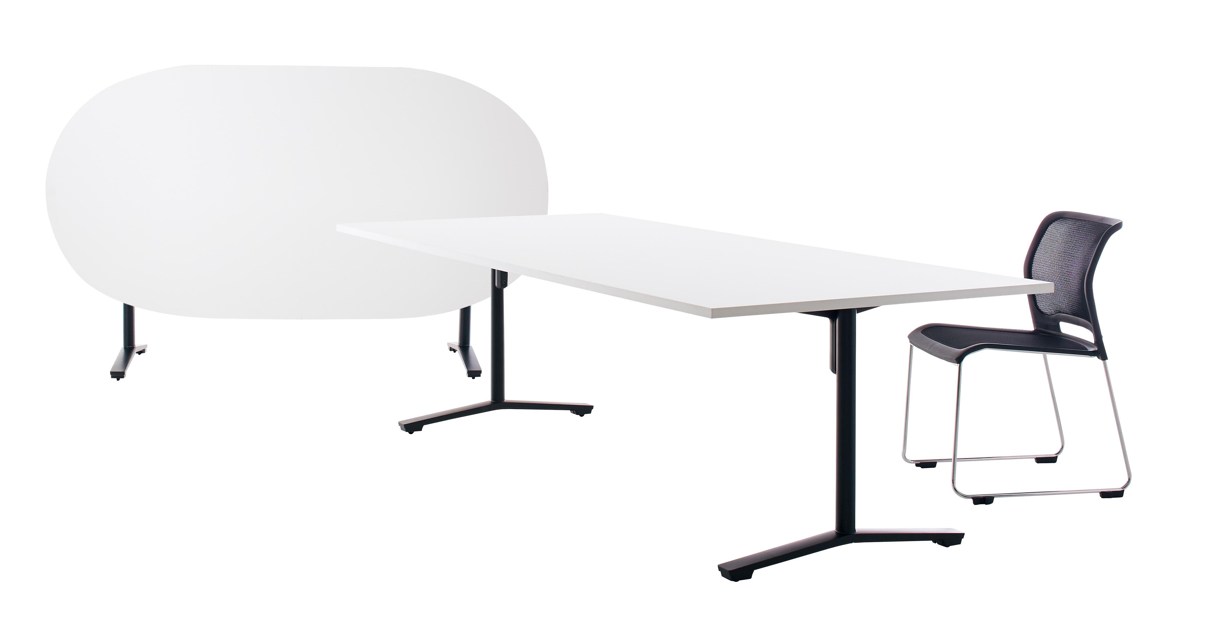 写真：「VIENA」（左：楕円形、中央：角形）