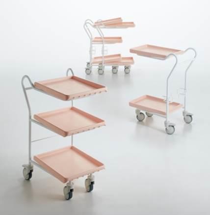 mobina（モビーナ）　＜奥＞2段・3段タイプ　スタッキング時　＜中右＞2段タイプ　＜手前左＞3段タイプ