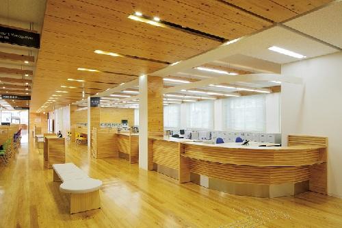 ＜高知＞四万十町新庁舎