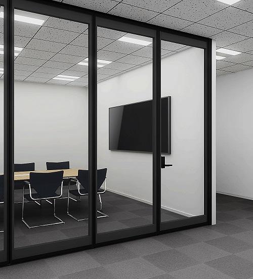 全面ガラス空間