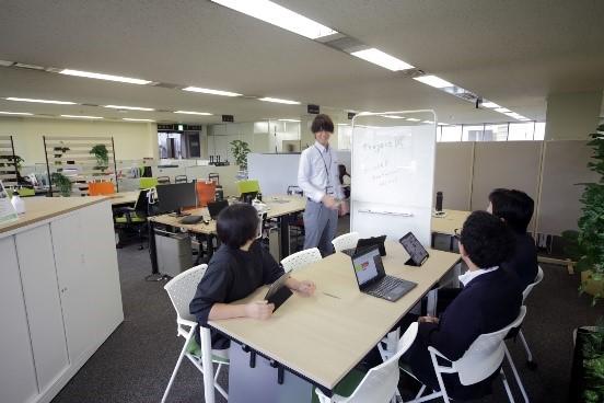 チームの集中力を高めるミーティングブース