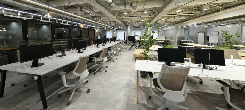 写真：（左から）9F、8F