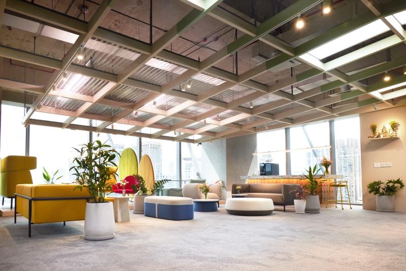 「LAMEX」の家具を配備したエリア