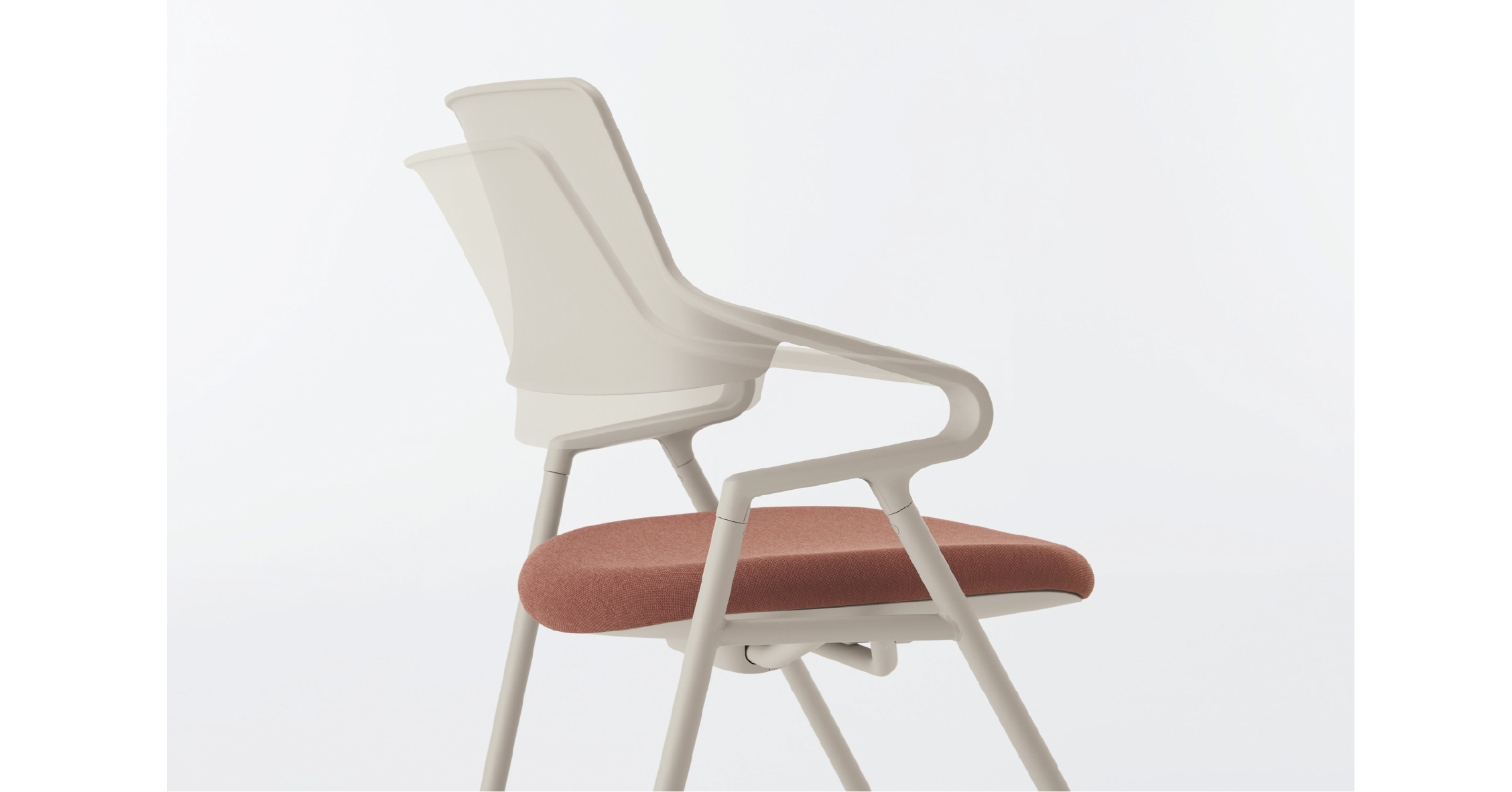 R Chair（アールチェアー）