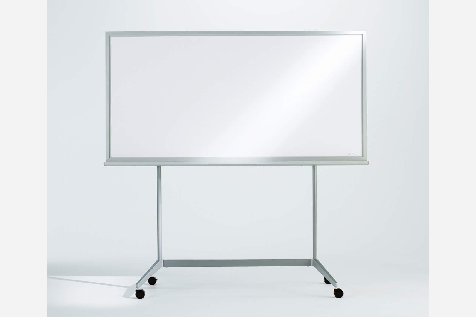 デザインホワイトボード｜家具｜コクヨ