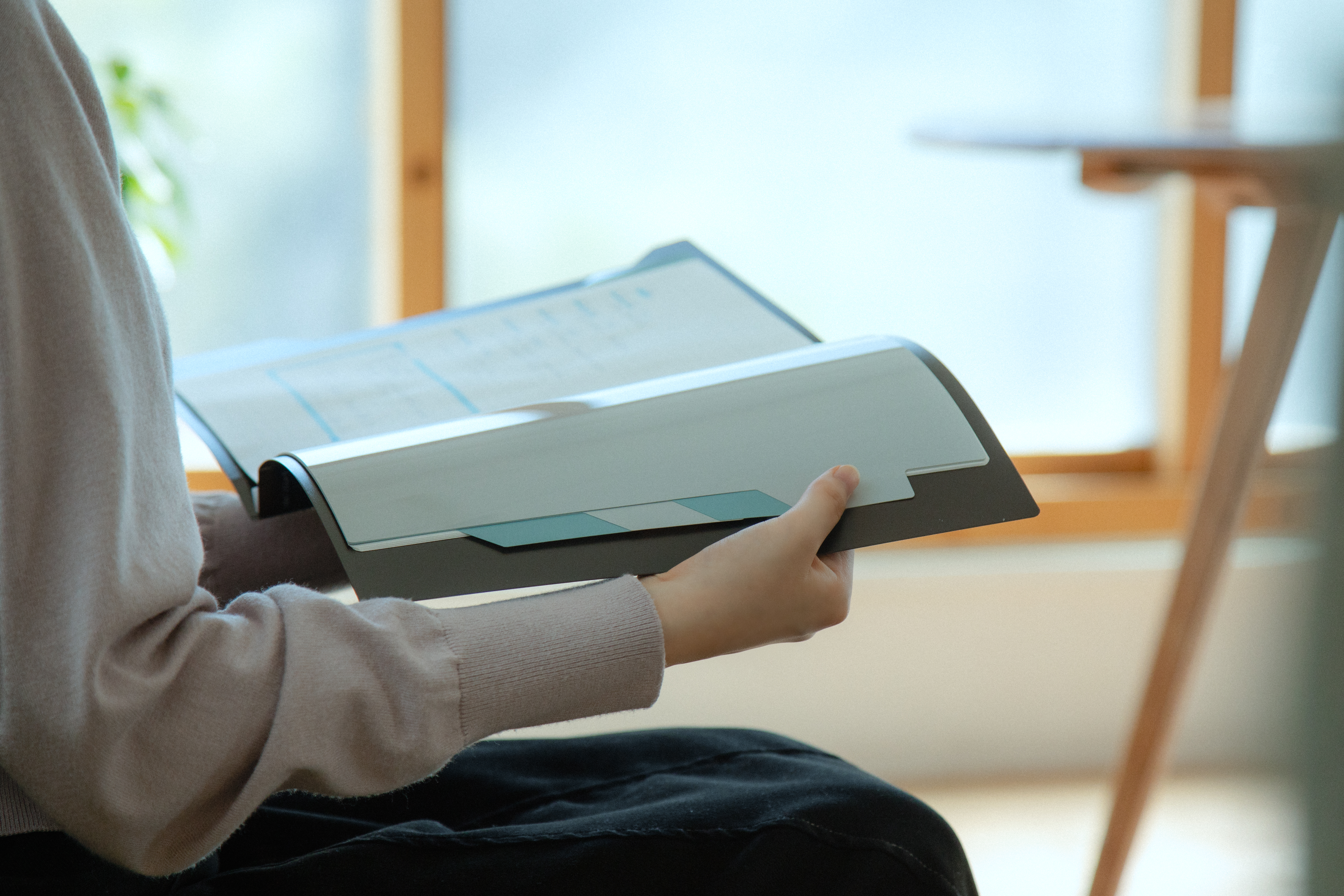 インデックスで開けやすいバインダー　キービジュアル