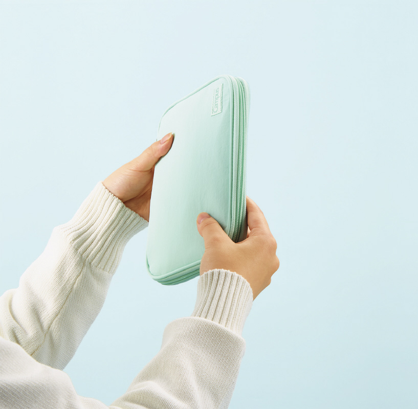 キャンパス ノートのように開くペンケースの特長2