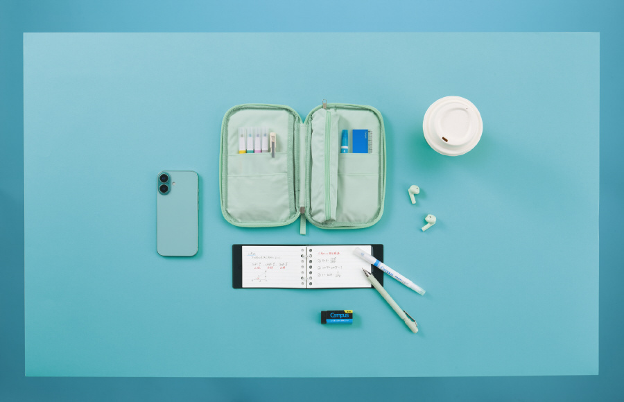 キャンパス ノートのように開くペンケースのギャラリー1