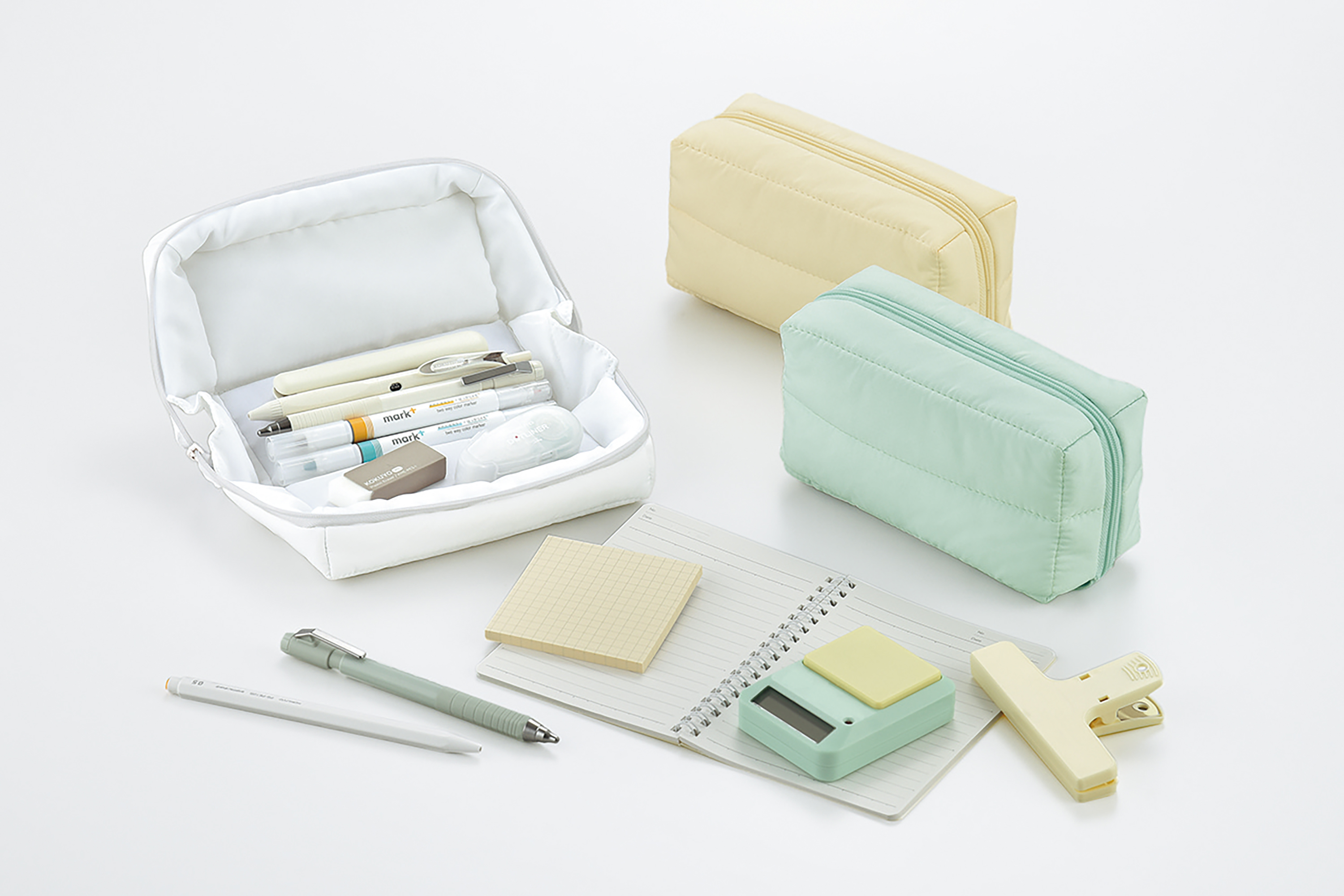 モココ＿キービジュアル02