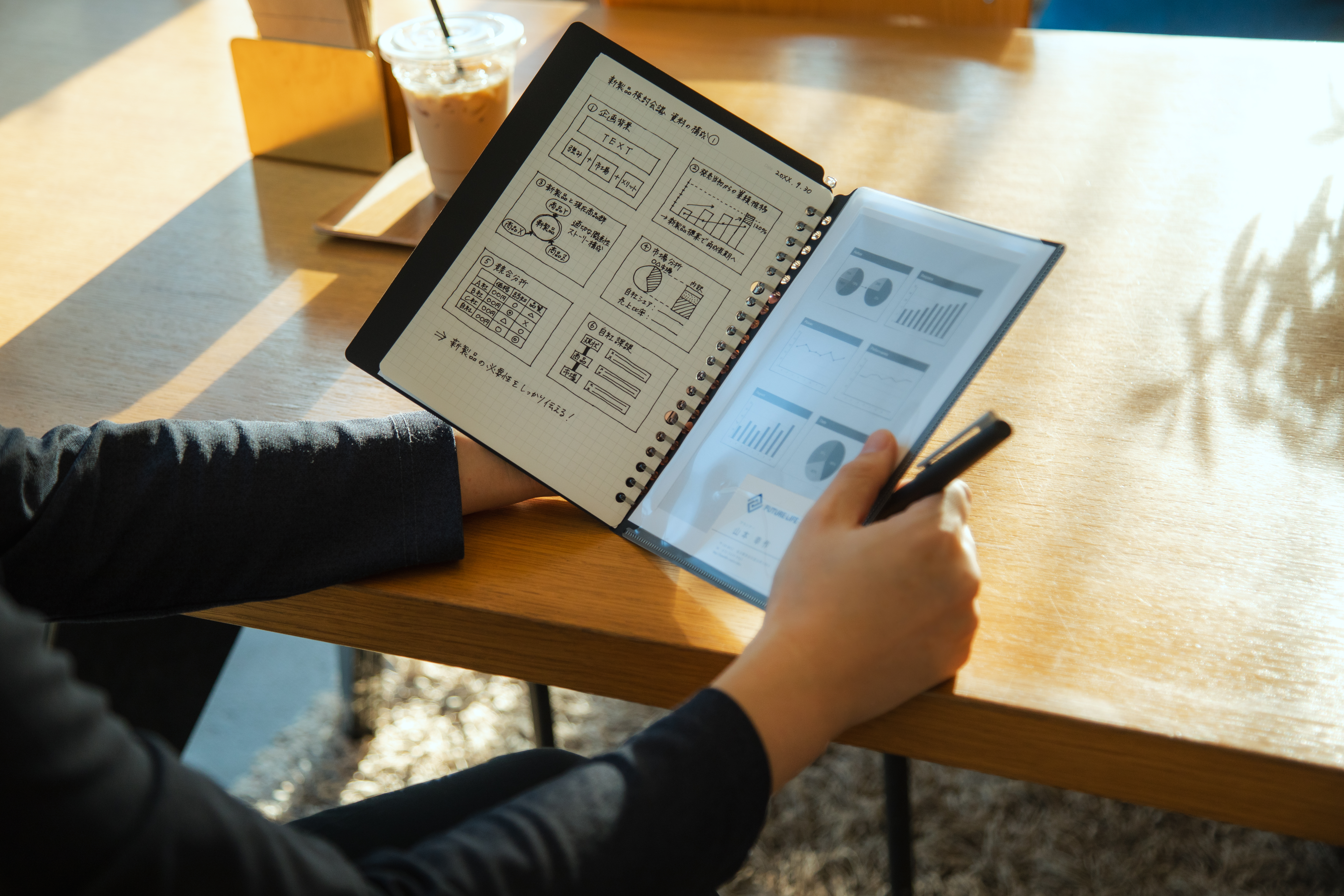 ルーズリーフバインダー_KV