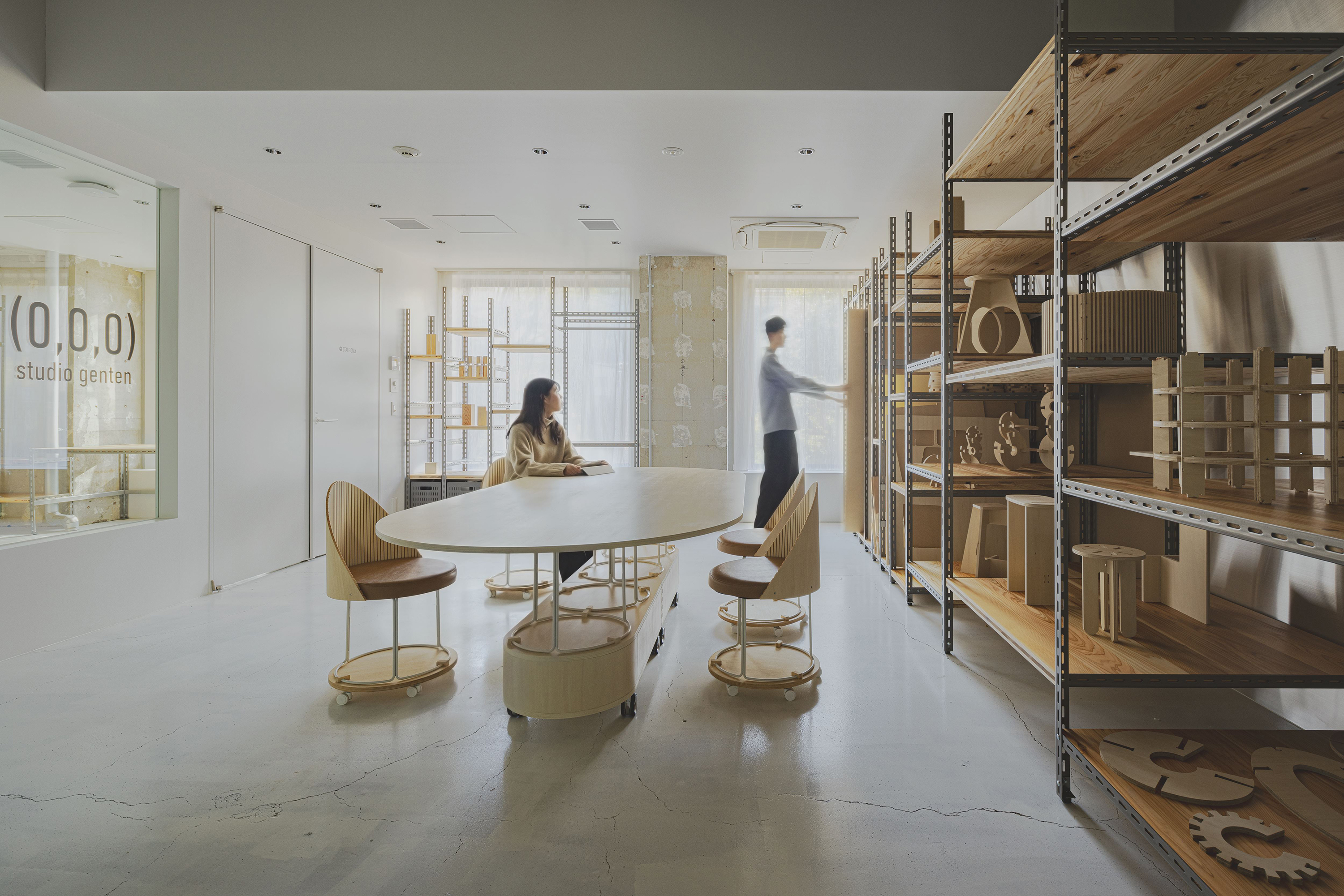 (0,0,0) studio genten オフィス画像01