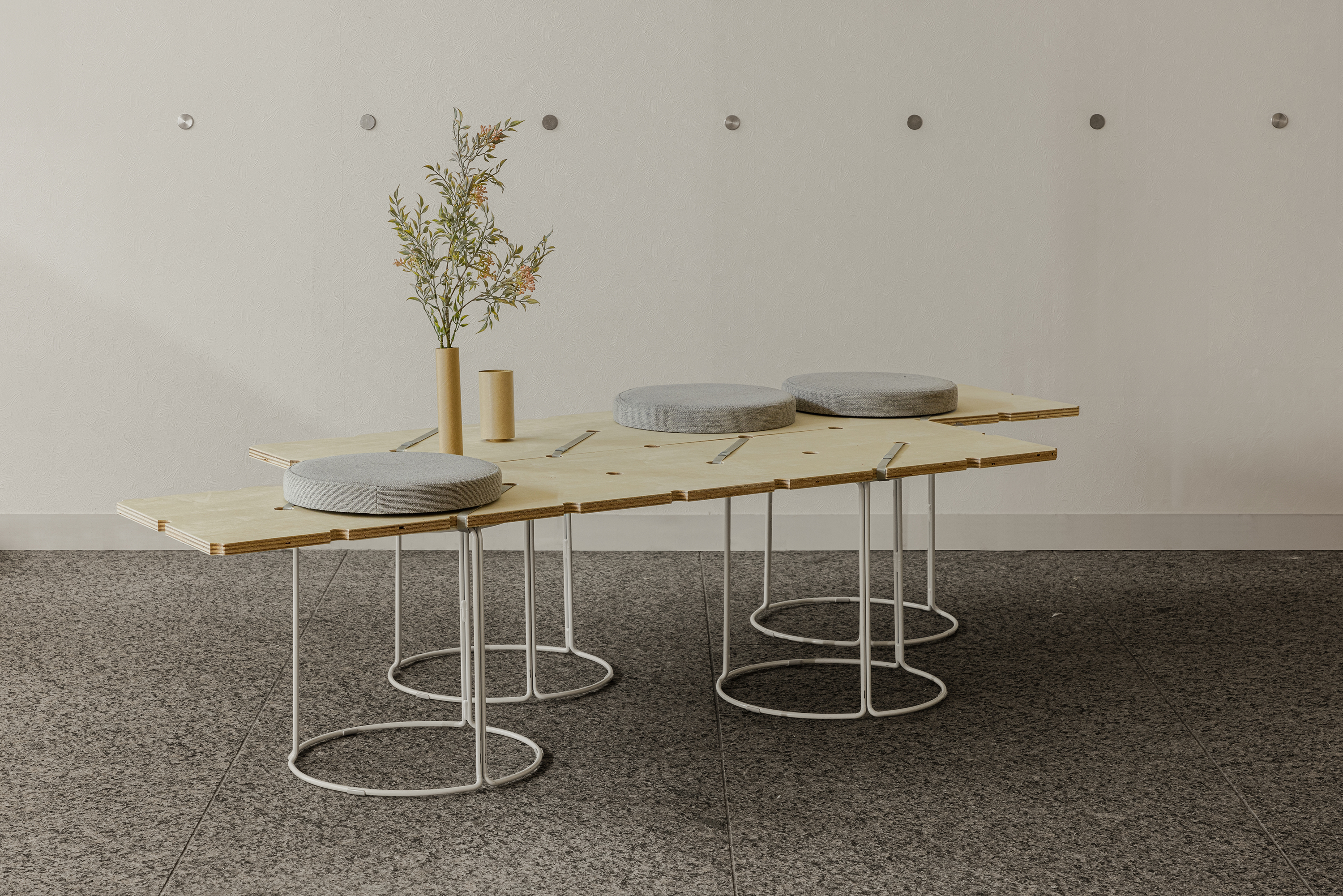 ACTIVE FURNITURE PROJECT at AOAA オフィス画像02