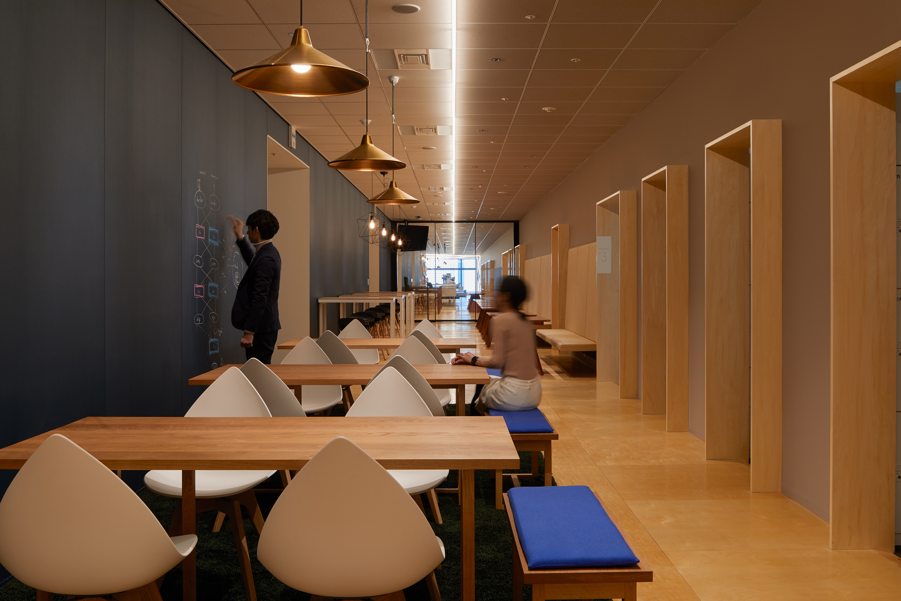 BroadBand Tower 5G Workplace オフィス画像08