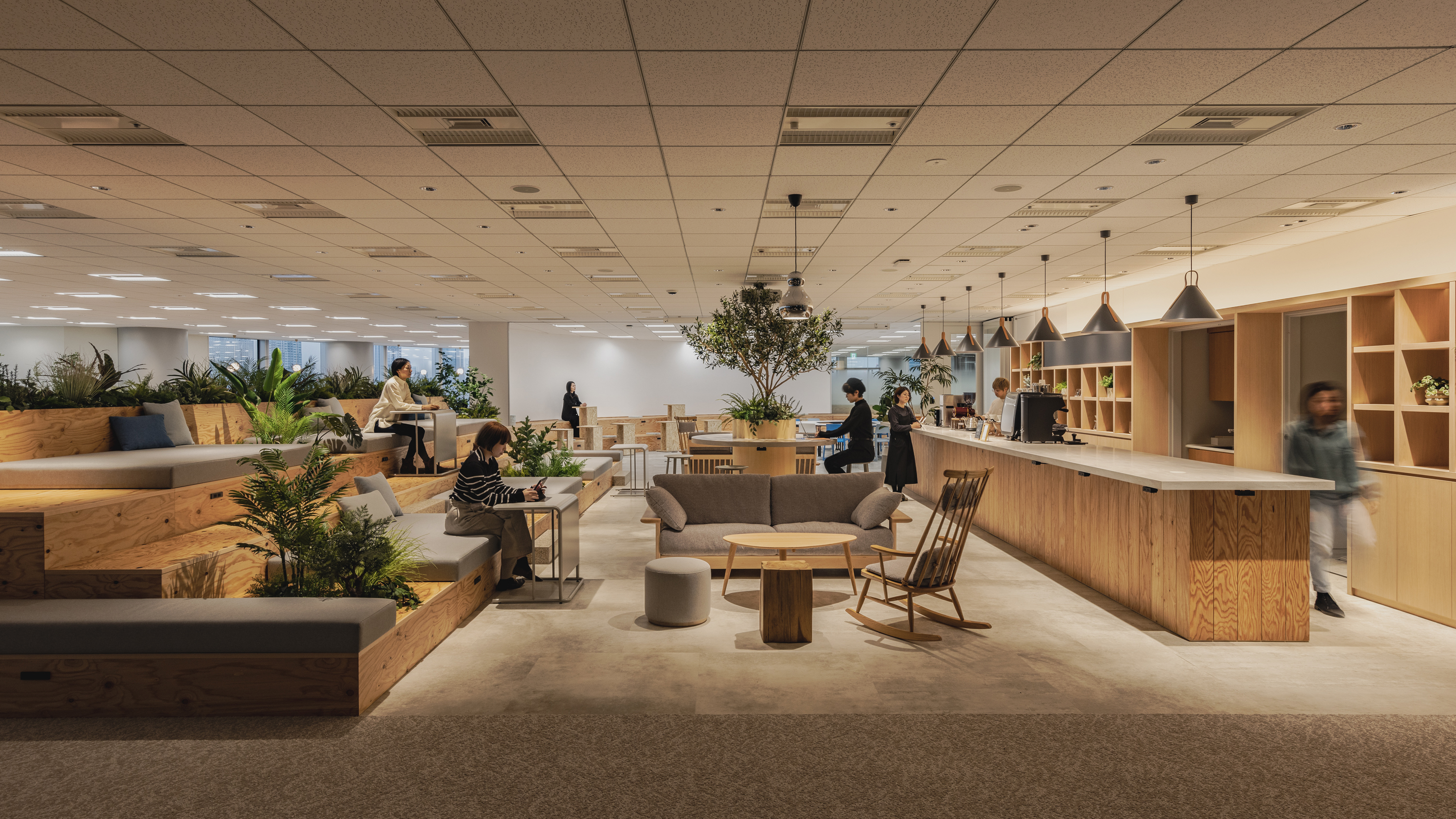 CIRCLE by ANRI KV画像