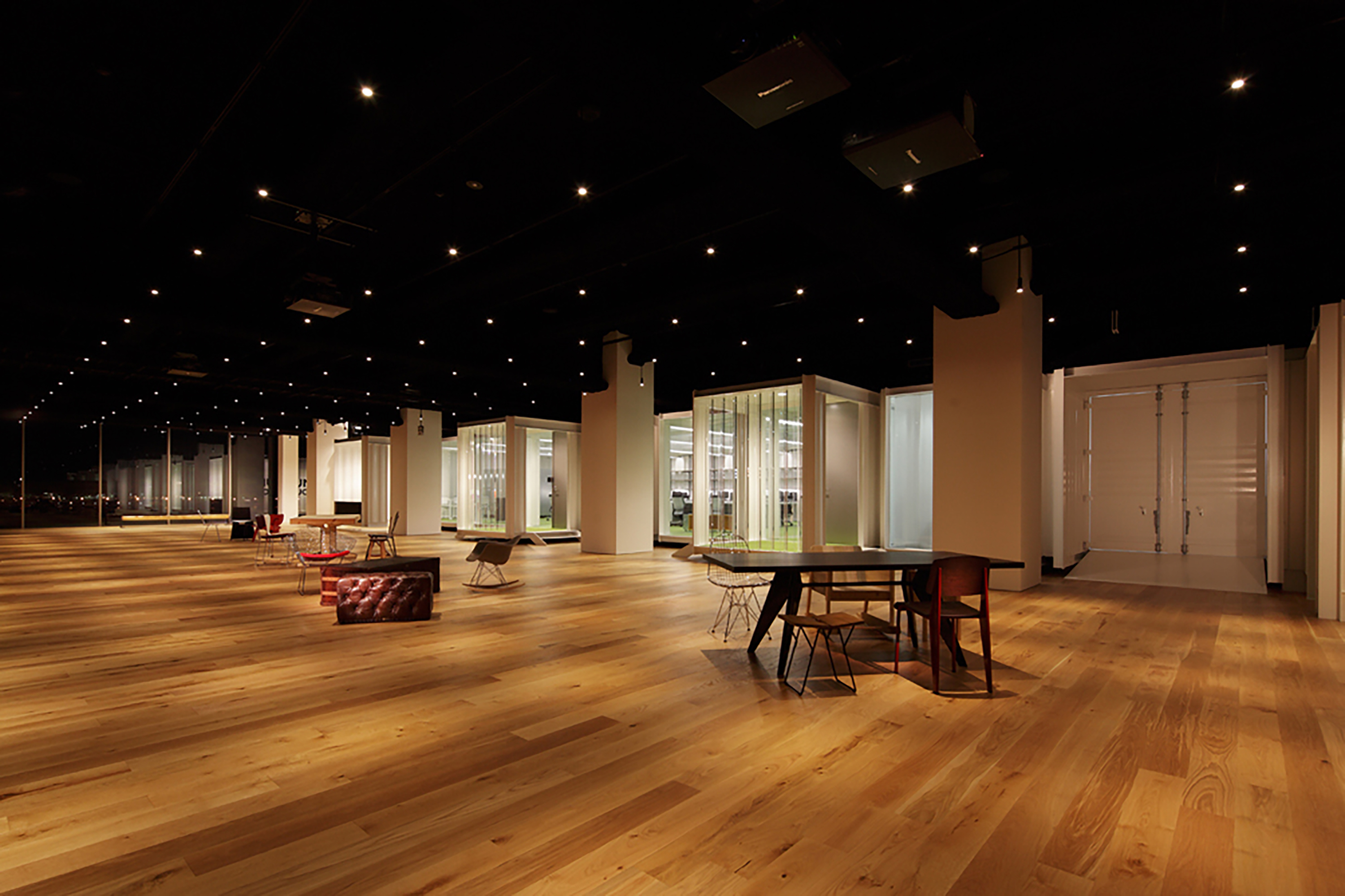 CUPNOODLES MUSEUM Studio & Office オフィス画像01
