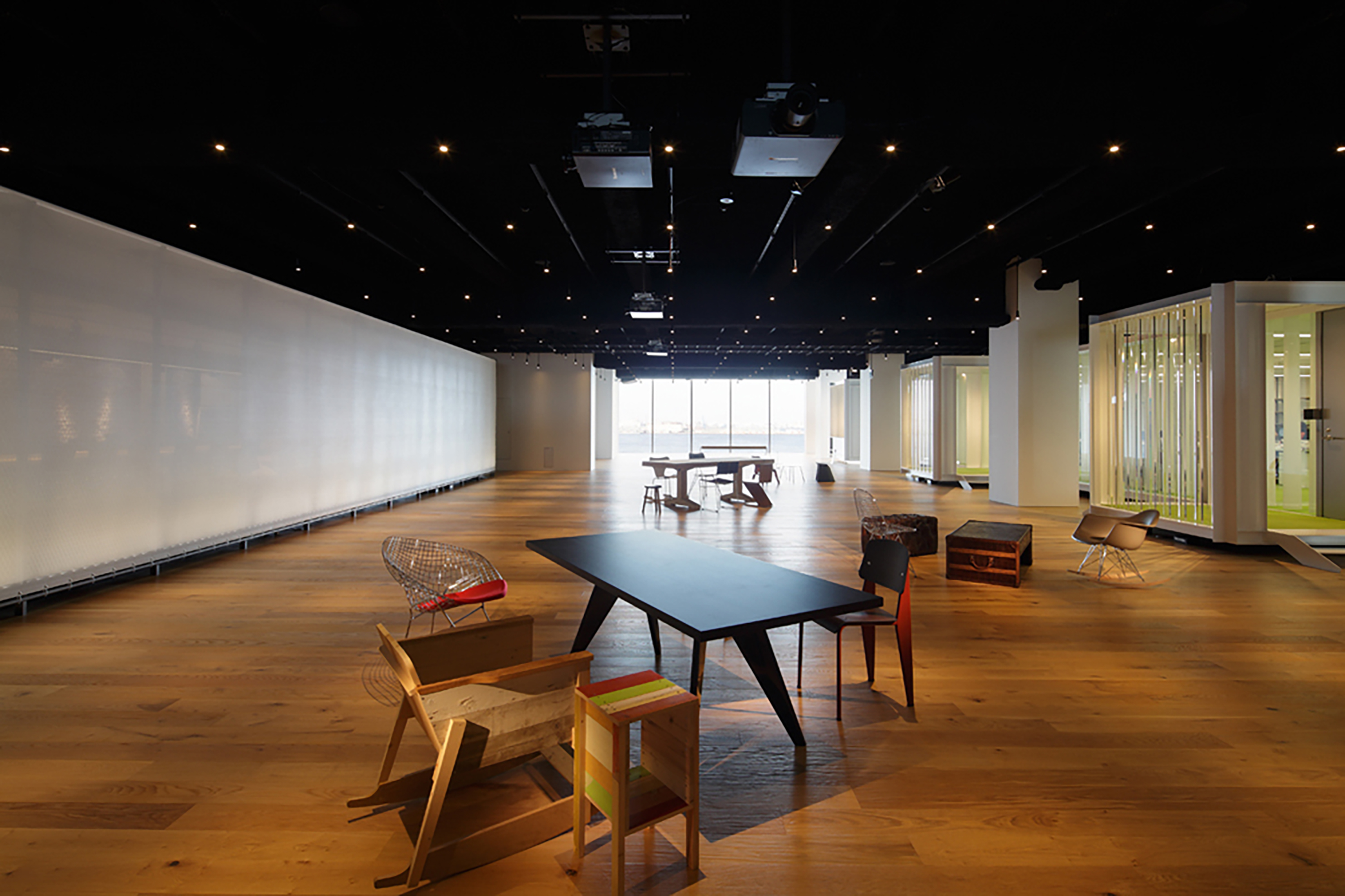 CUPNOODLES MUSEUM Studio & Office オフィス画像02