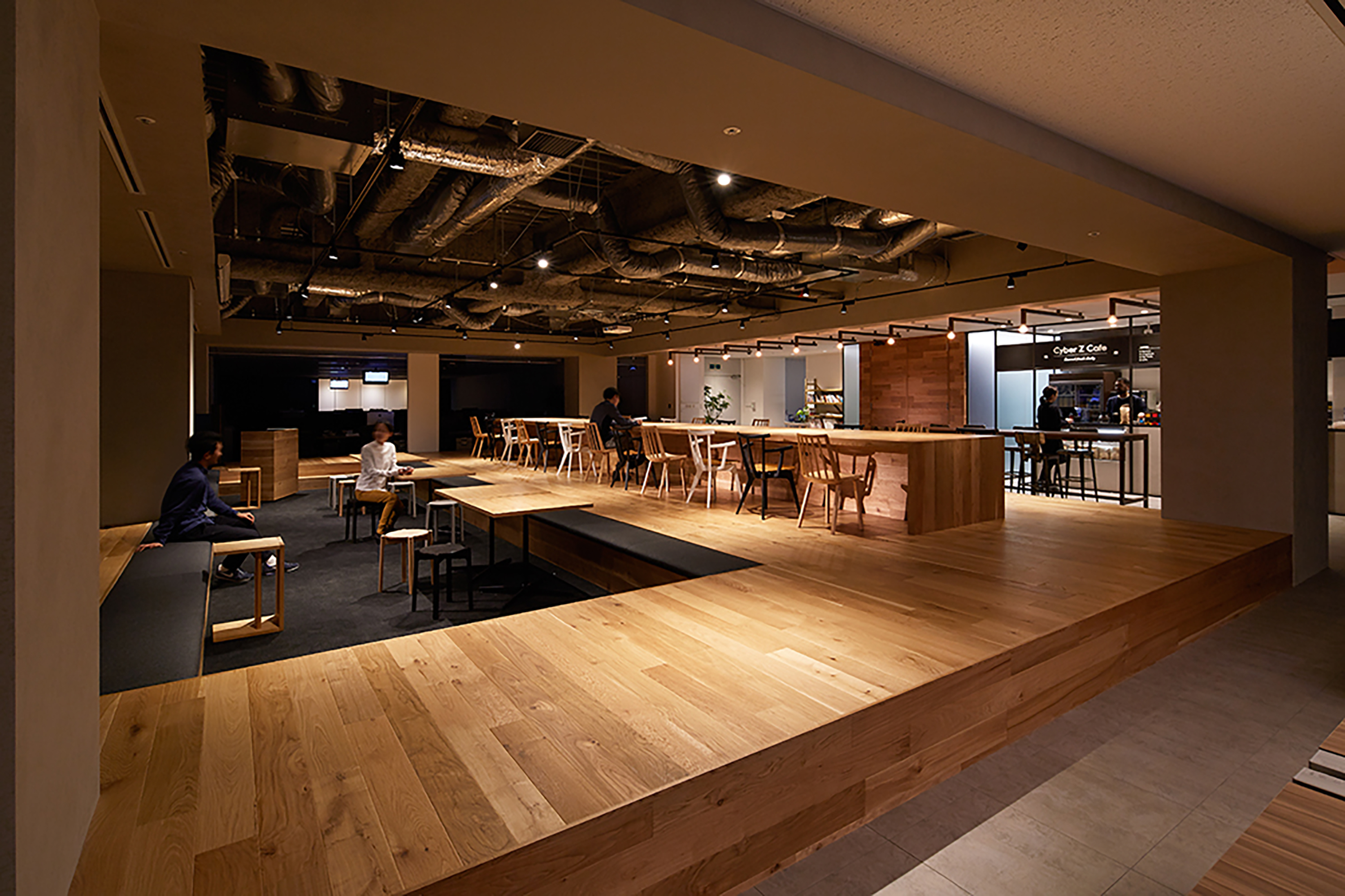 CyberZ Head Office オフィス画像