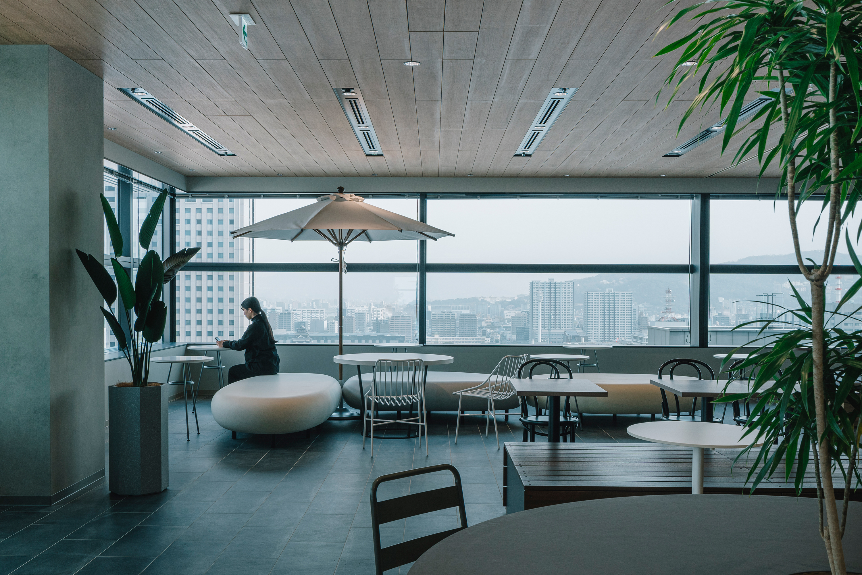 ひろぎんホールディングス本社 画像05