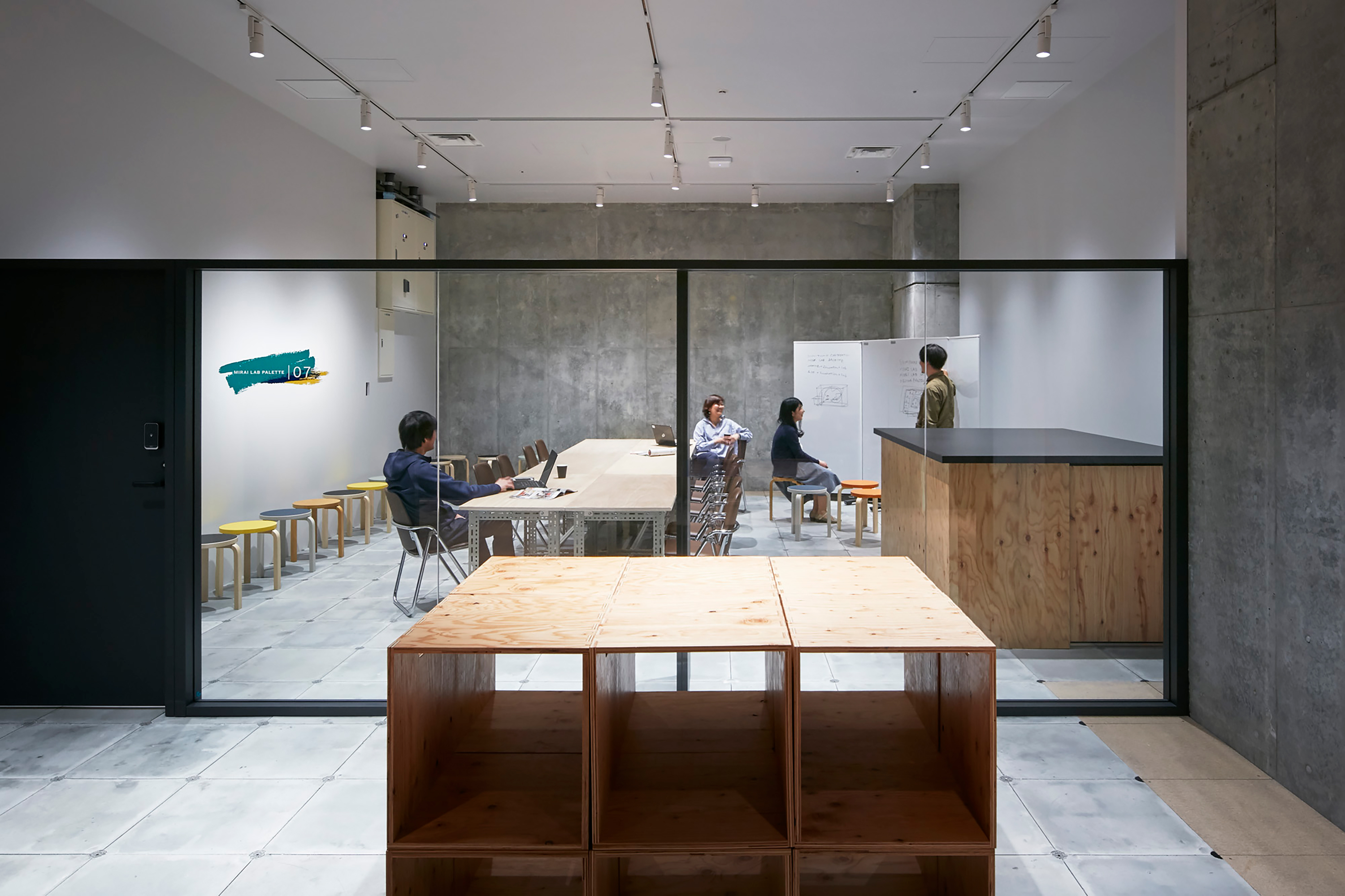 MIRAI LAB PALETTE×LIFORK Lab オフィス画像05