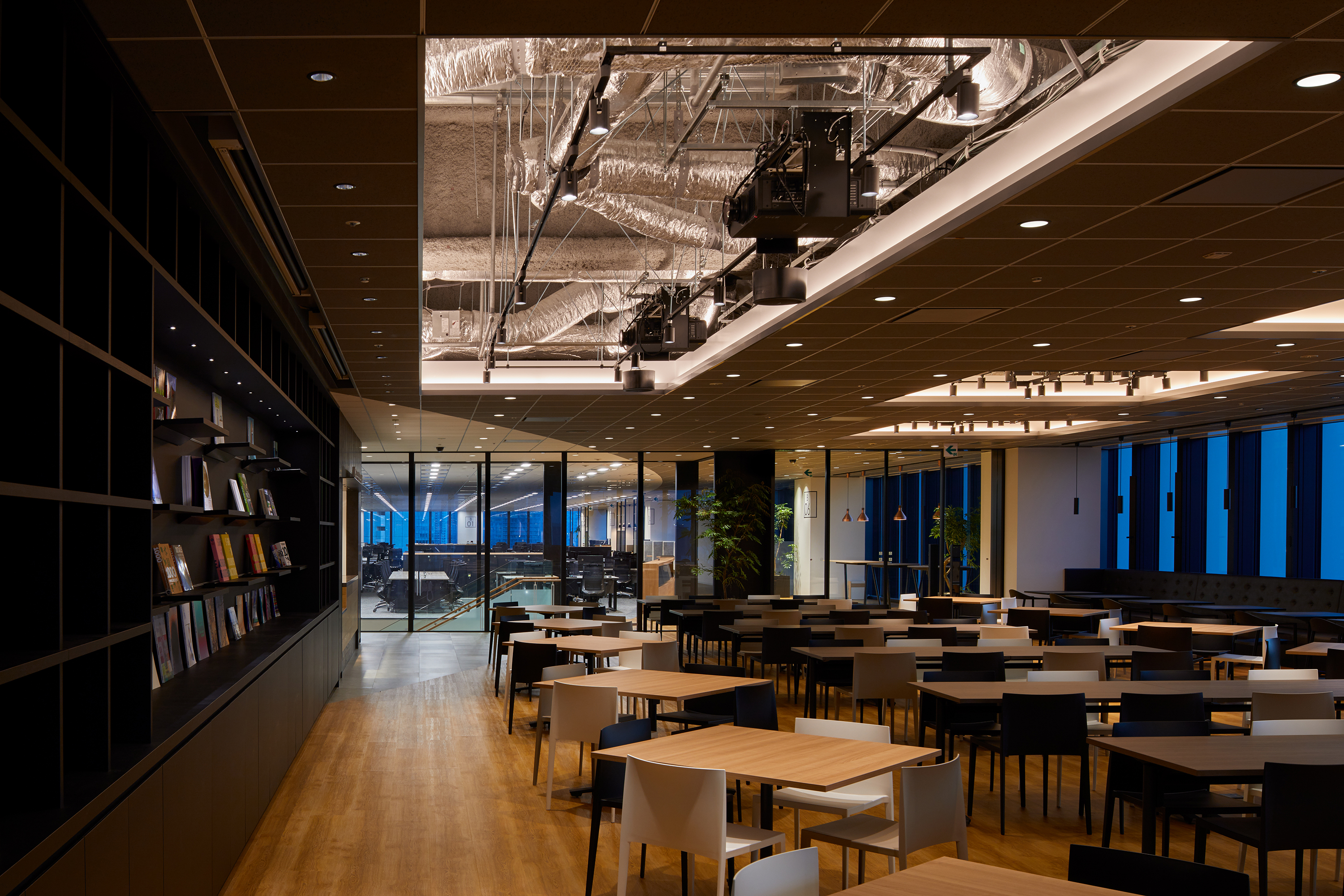 日鉄興和不動産 本社 KV画像