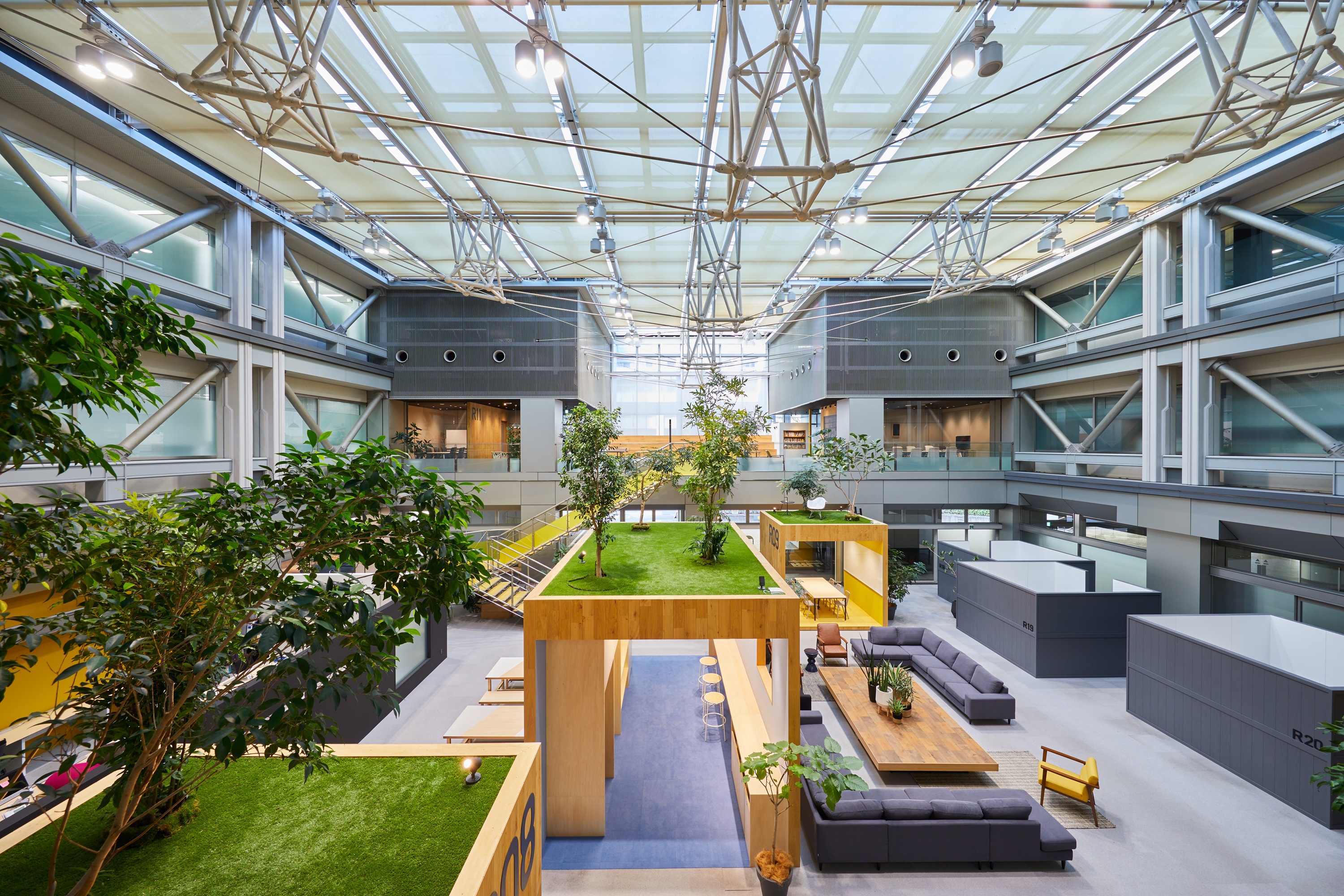 RAKSUL Head Office オフィス画像01