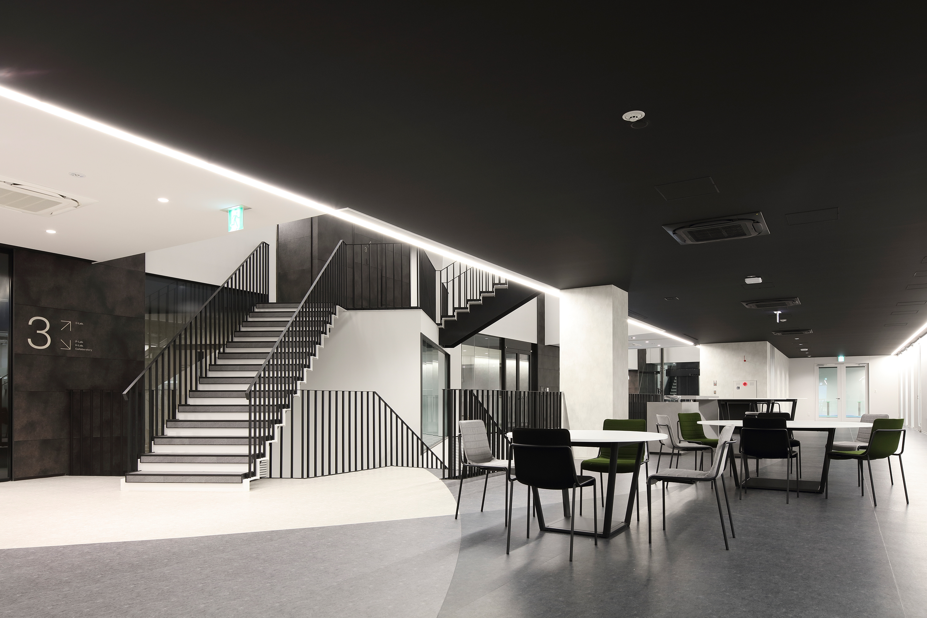 Shimadzuみらい共創ラボ KV画像