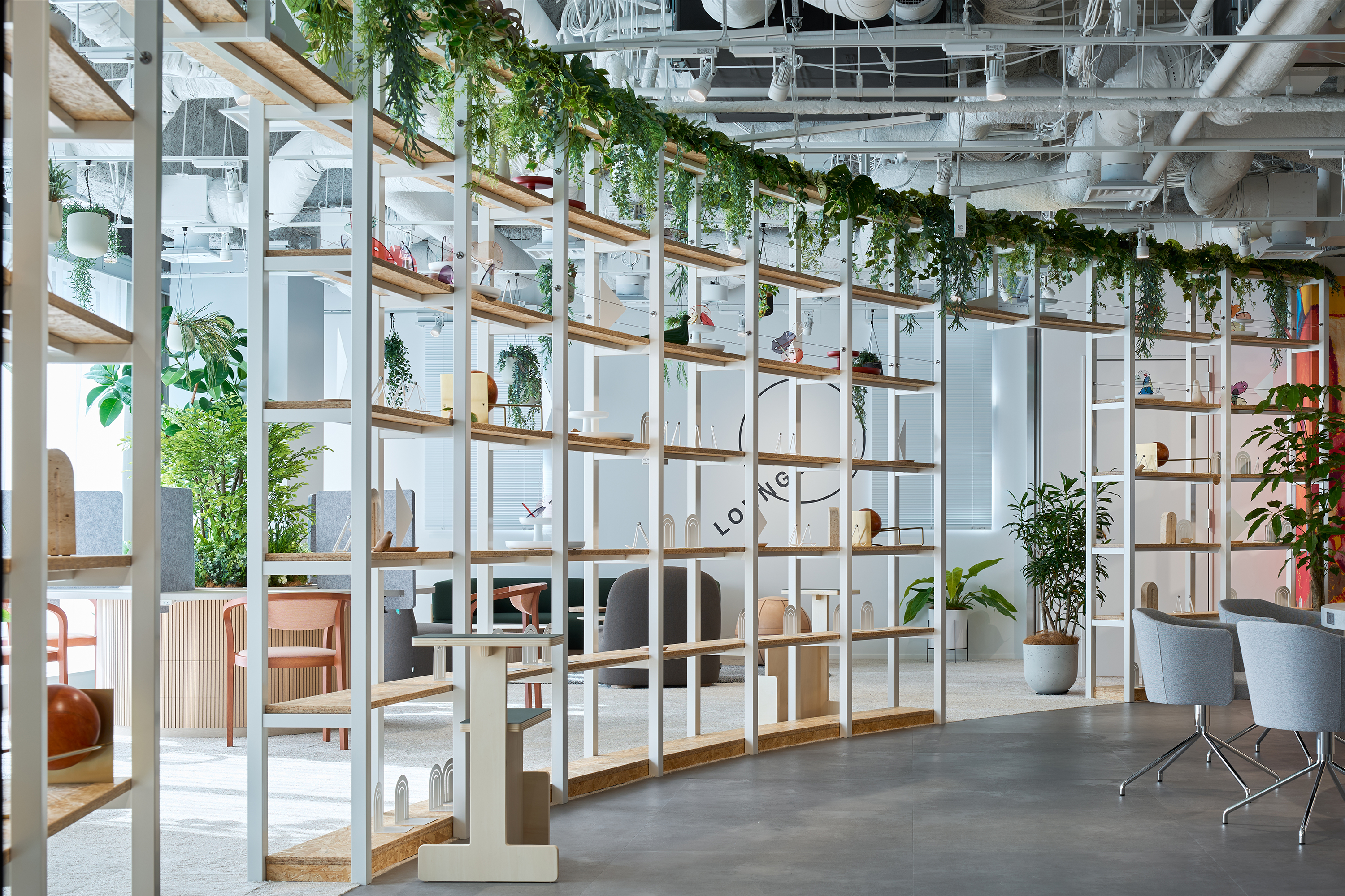 SHINANEN HOLDINGS Head Office オフィス画像01