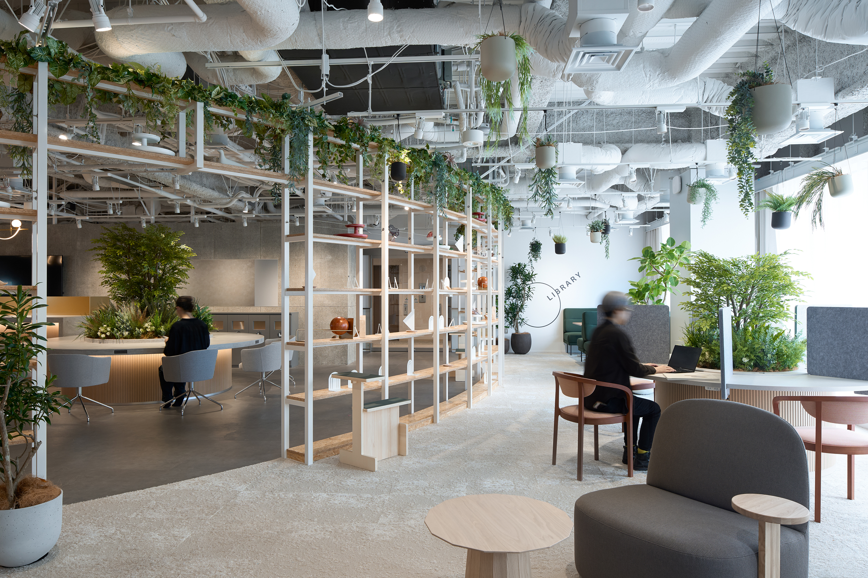 SHINANEN HOLDINGS Head Office オフィス画像02