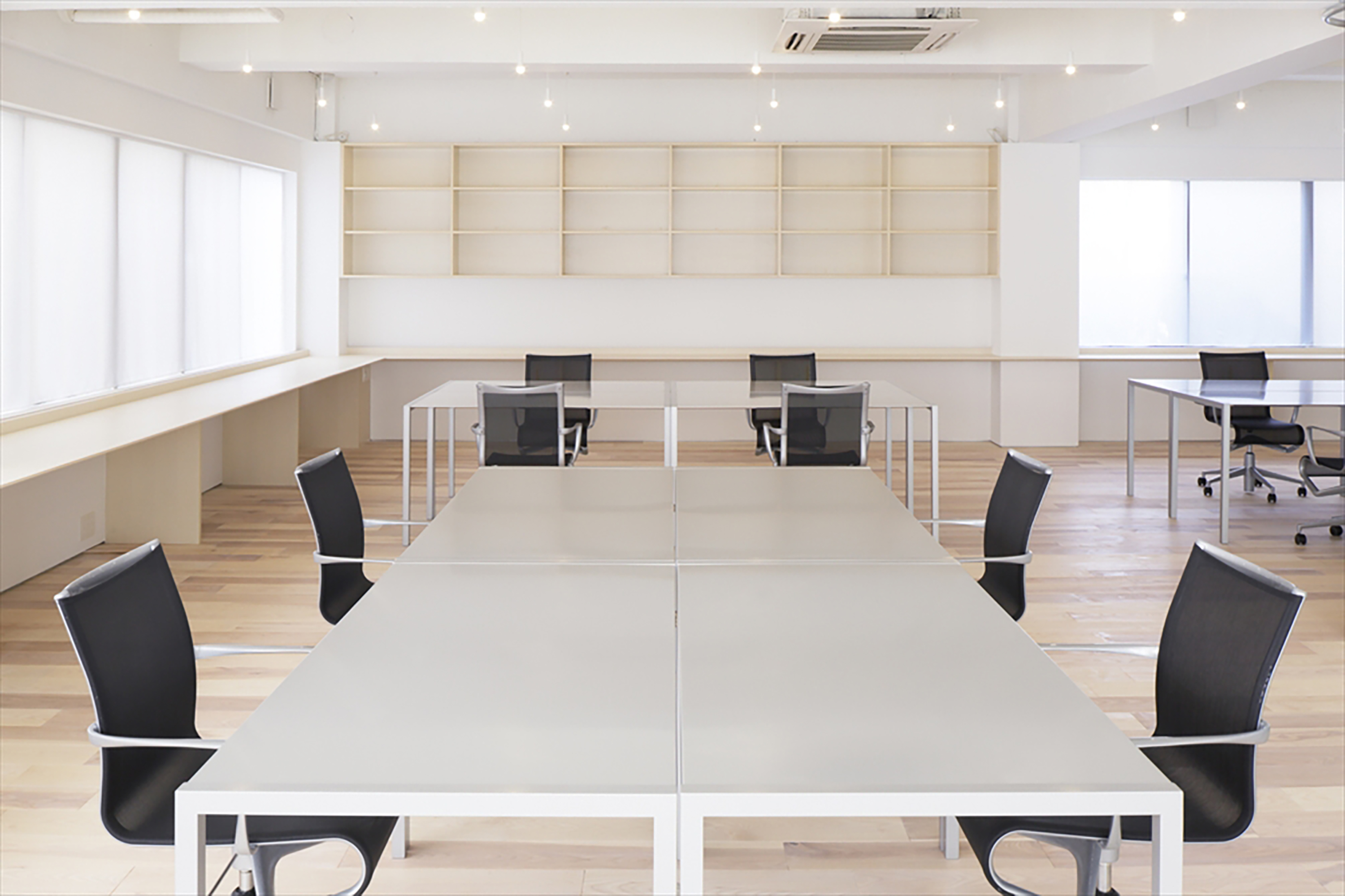 Takram Office Furniture Project オフィス画像02