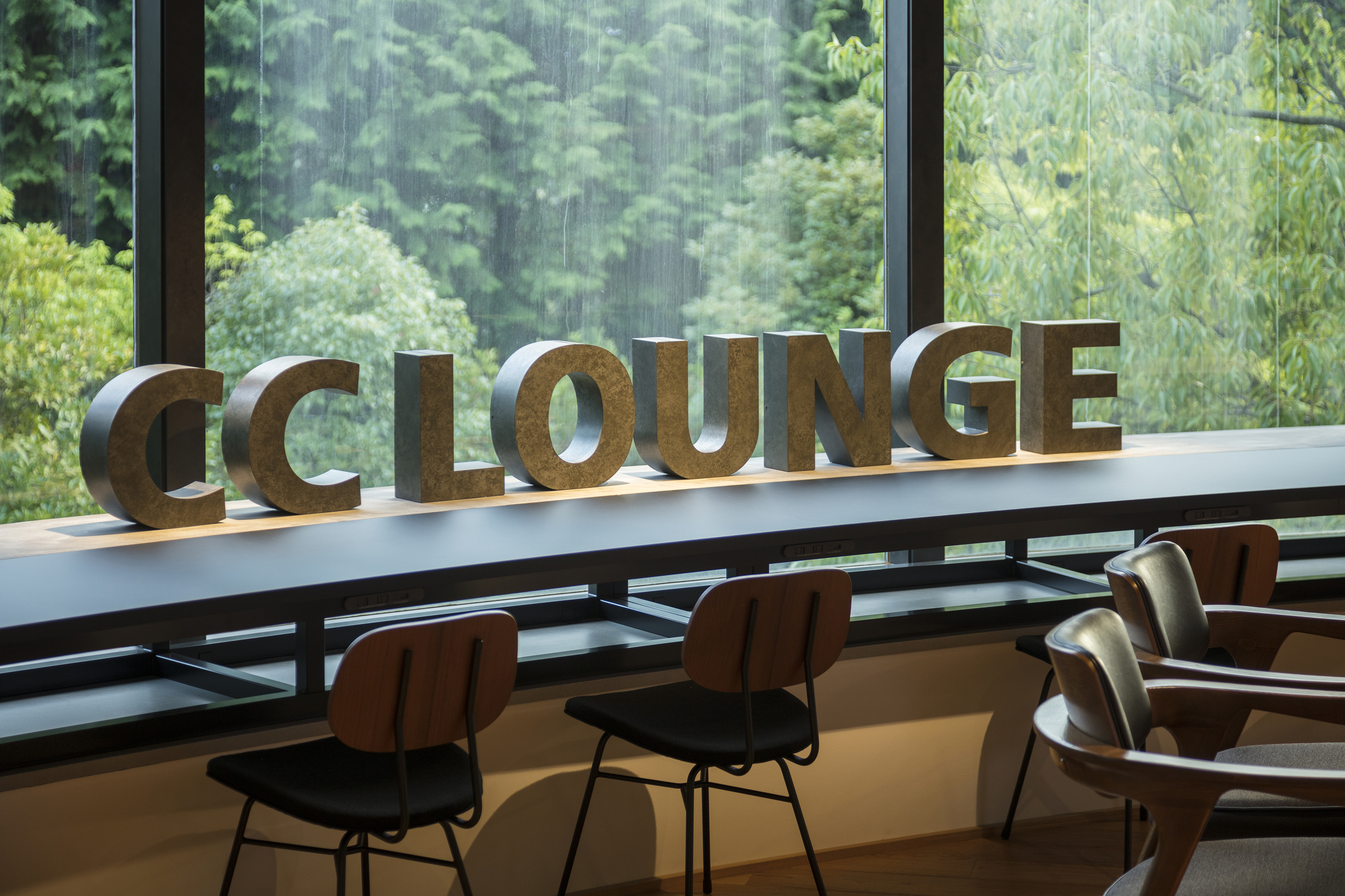 TERUMO R＆D Center CC LOUNGE 画像02