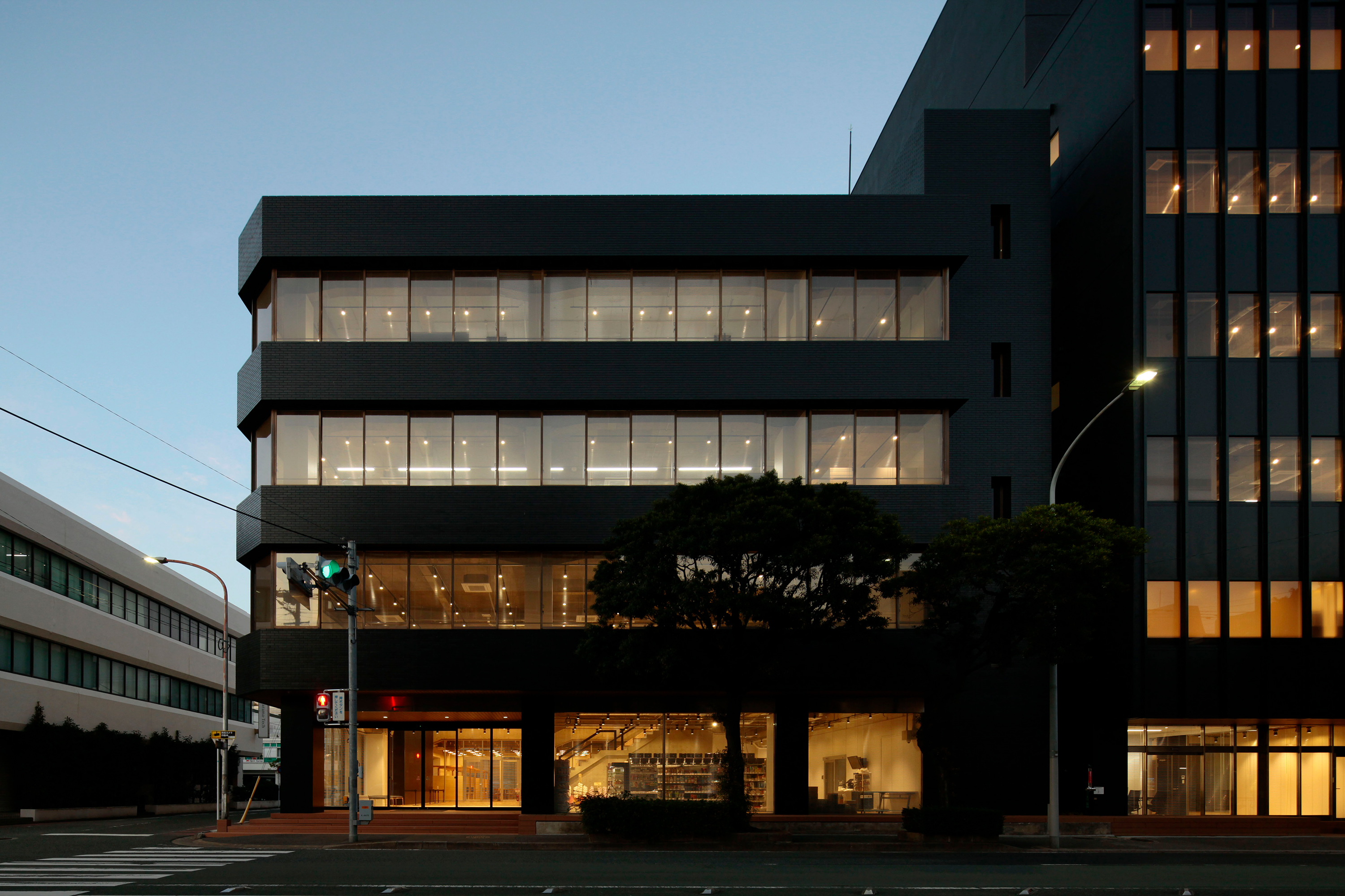Trial Holdings Head Office オフィス画像06