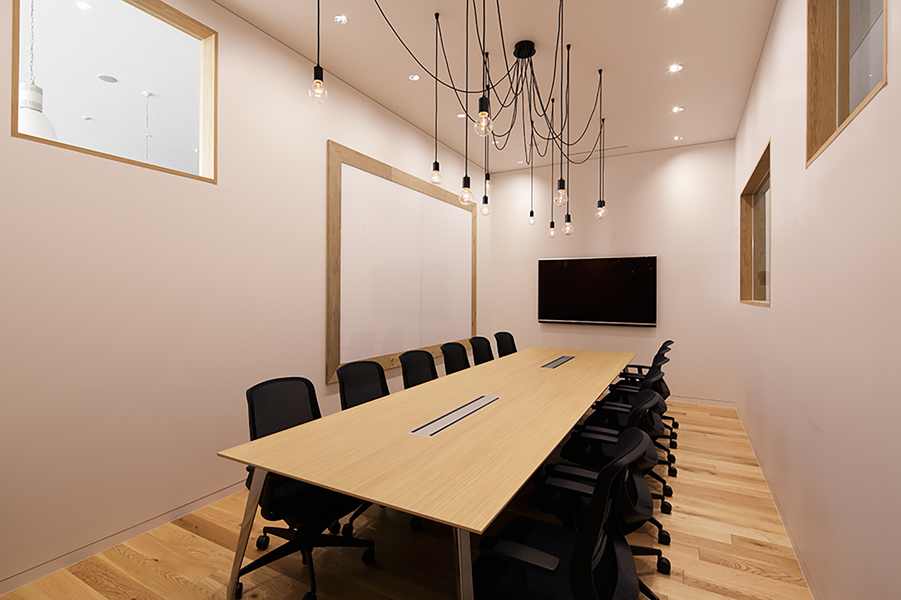 UNITED SIA Aoyama Building Office オフィス画像09-1