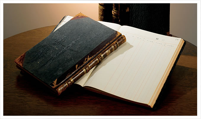 Western-style account ledgers