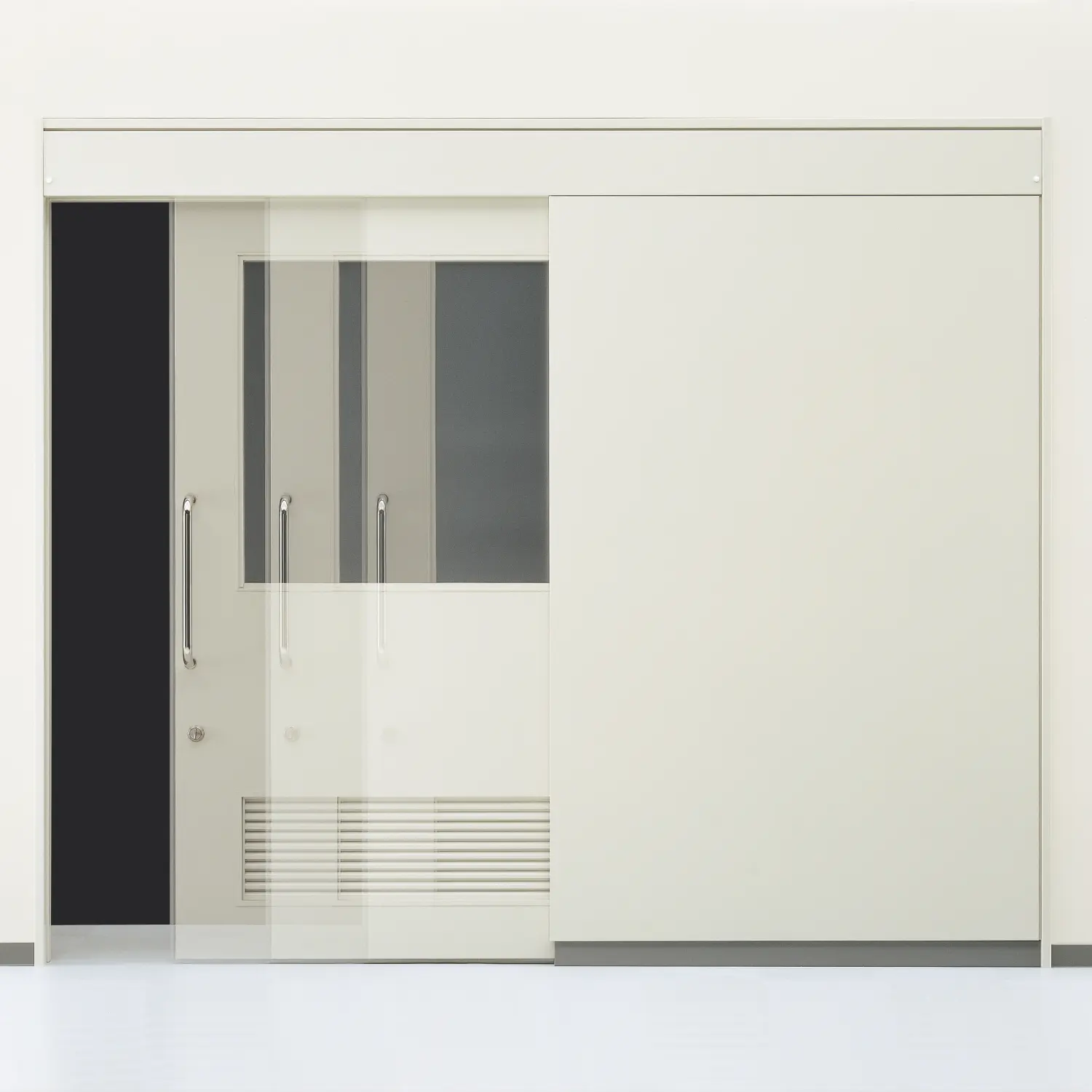 Plastat Door