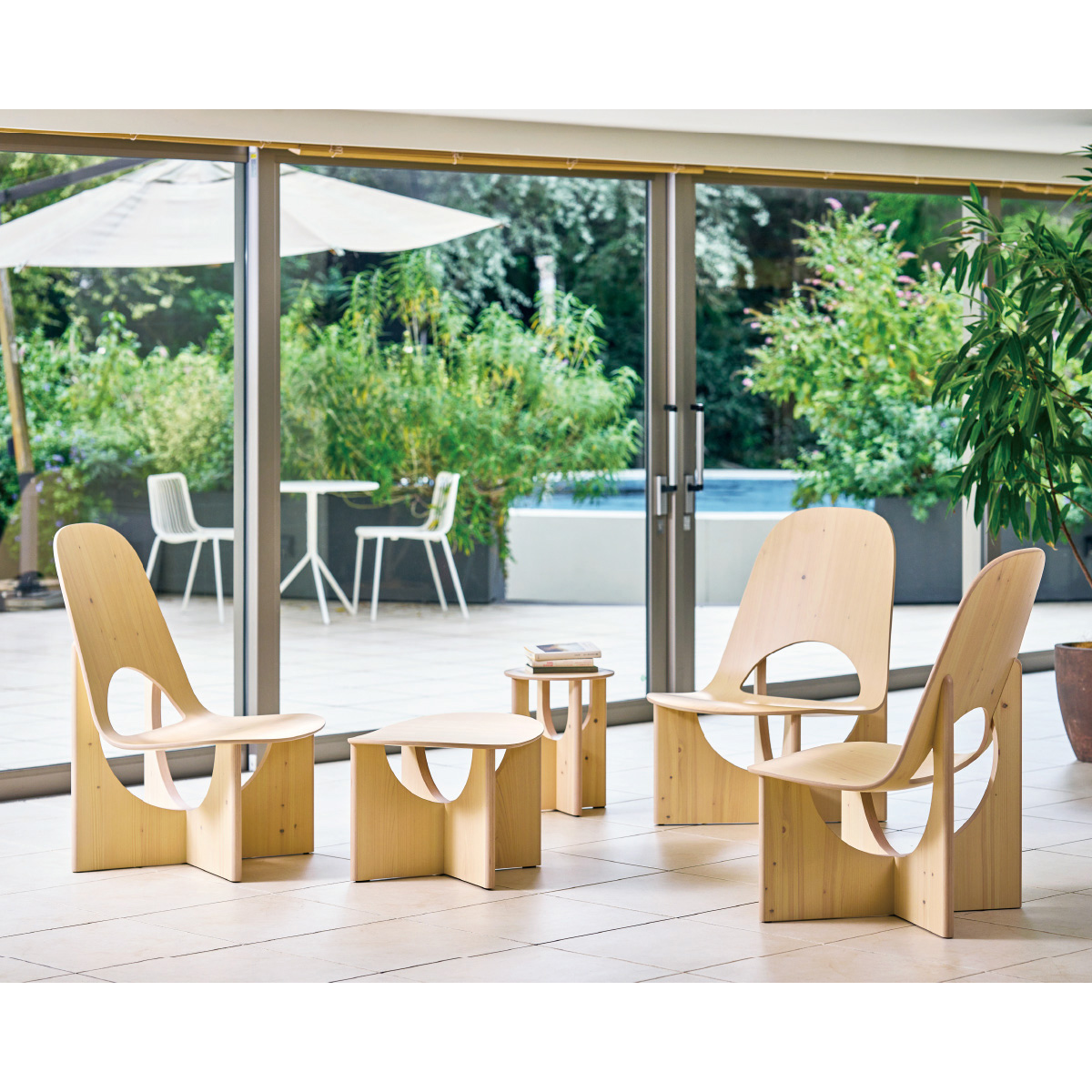 ym-01 Low Table | yuimori ｜yuimori｜特集｜家具｜コクヨ