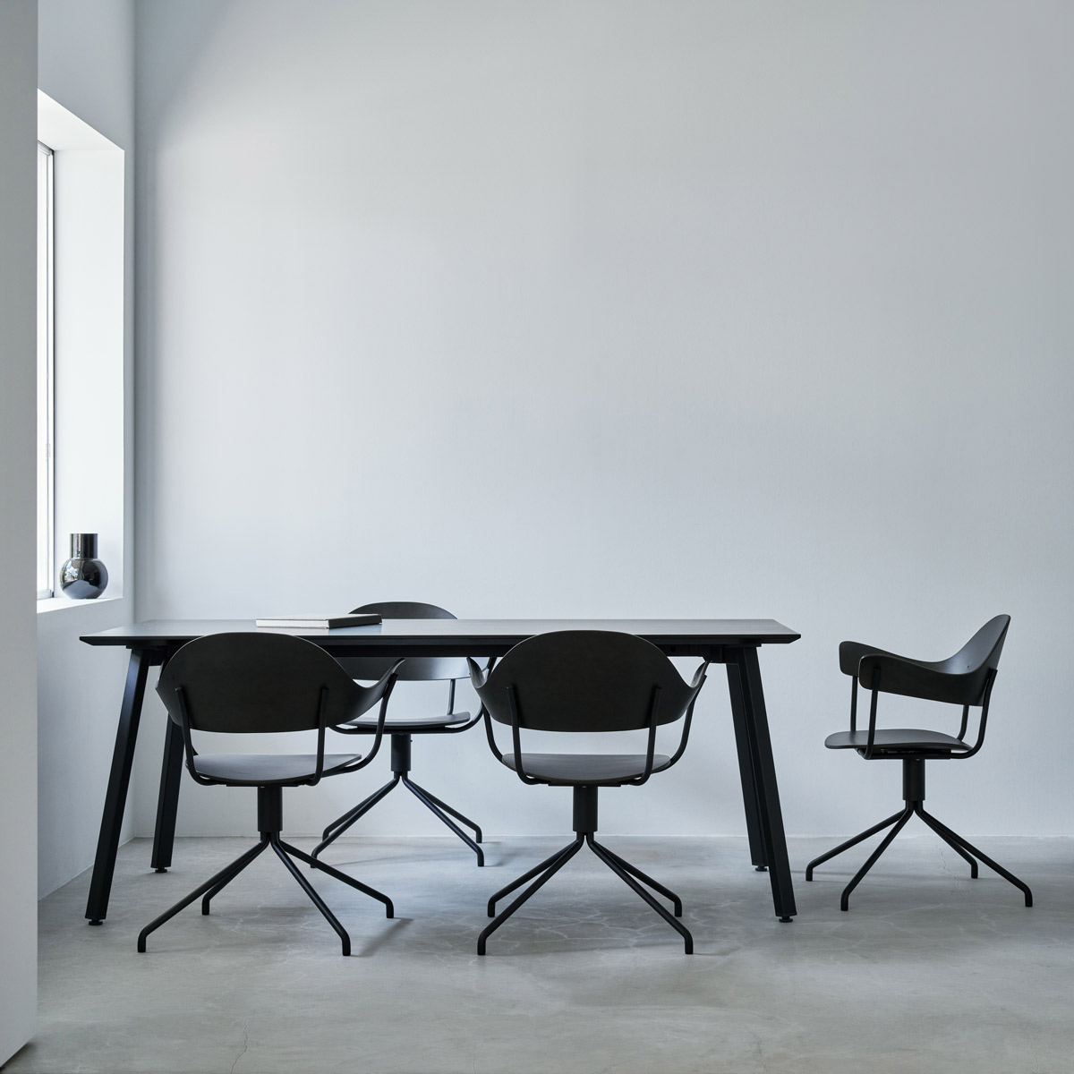 ym-02 Chair 4-Star Swivel Base | yuimori ｜yuimori｜特集｜家具｜コクヨ