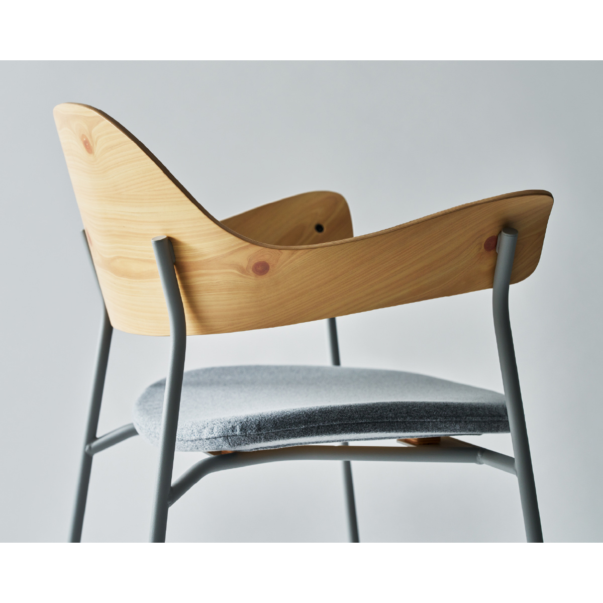 ym-02 Chair 4-Legs | yuimori ｜yuimori｜特集｜家具｜コクヨ