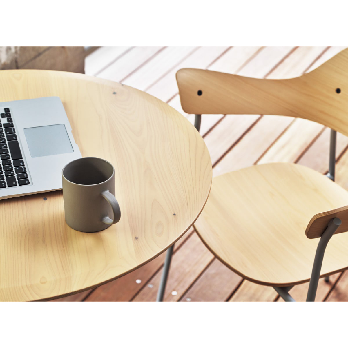 ym-04 Table Circle Top - size φ750×H720 | yuimori ｜家具｜コクヨ
